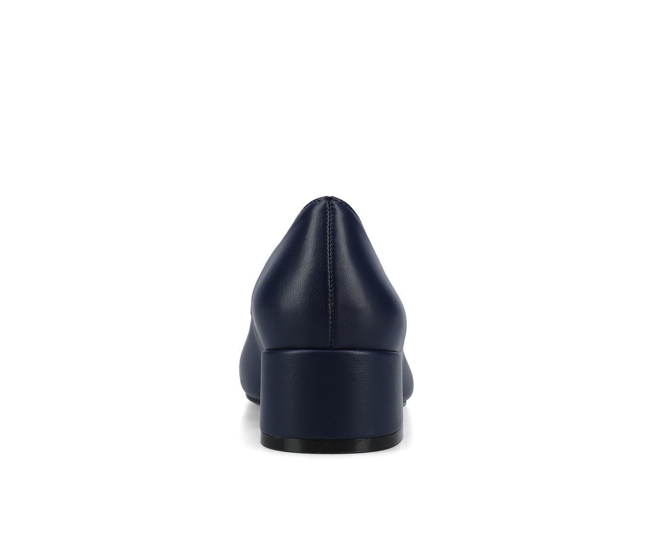 Women's Journee Collection SaarII Pumps Product Image