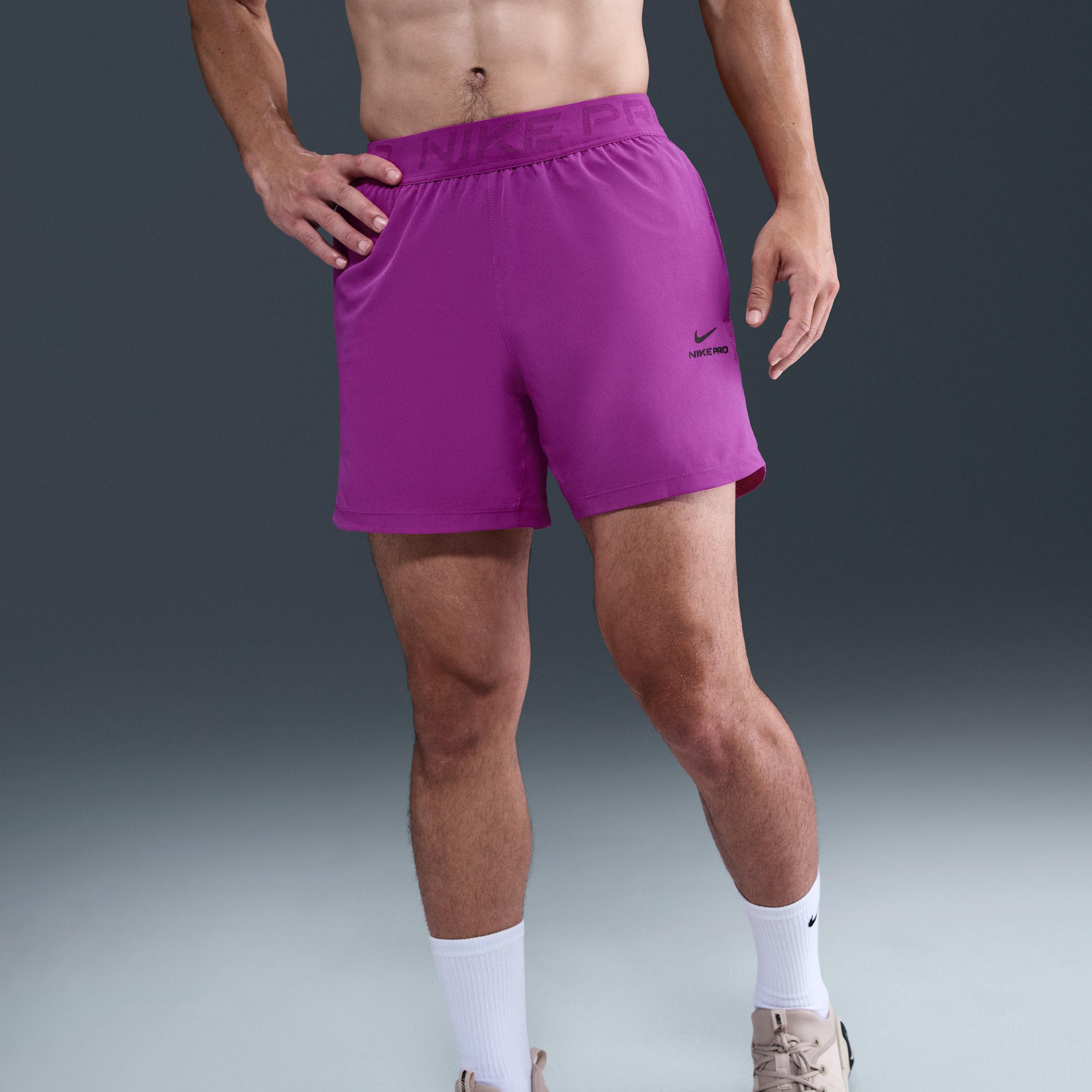Men's Nike Pro Training Dri-FIT 6" Shorts Product Image