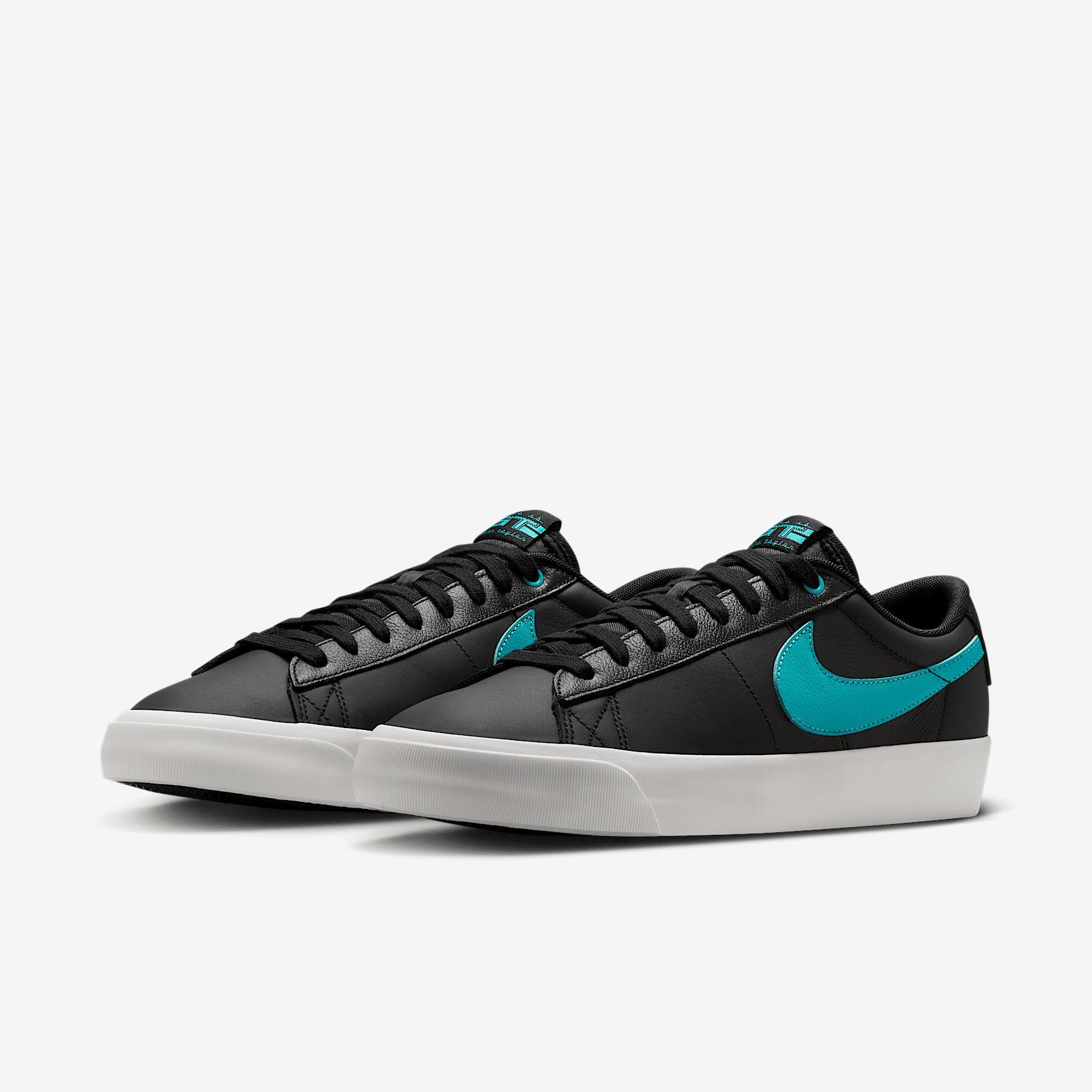 Men's Nike SB Blazer Low Pro GT Shoes Product Image