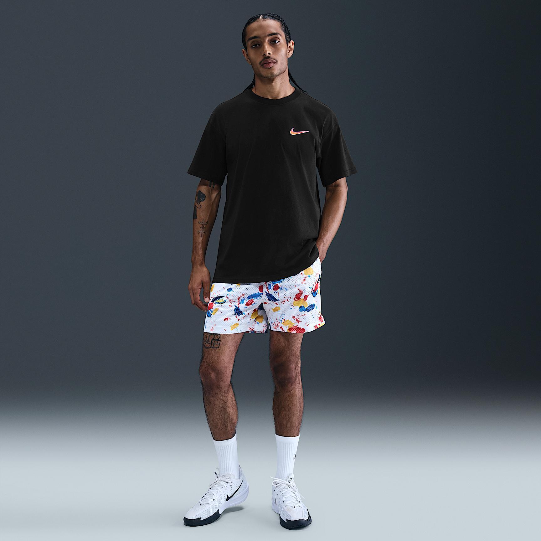 Nike Men's Max90 T-Shirt Product Image