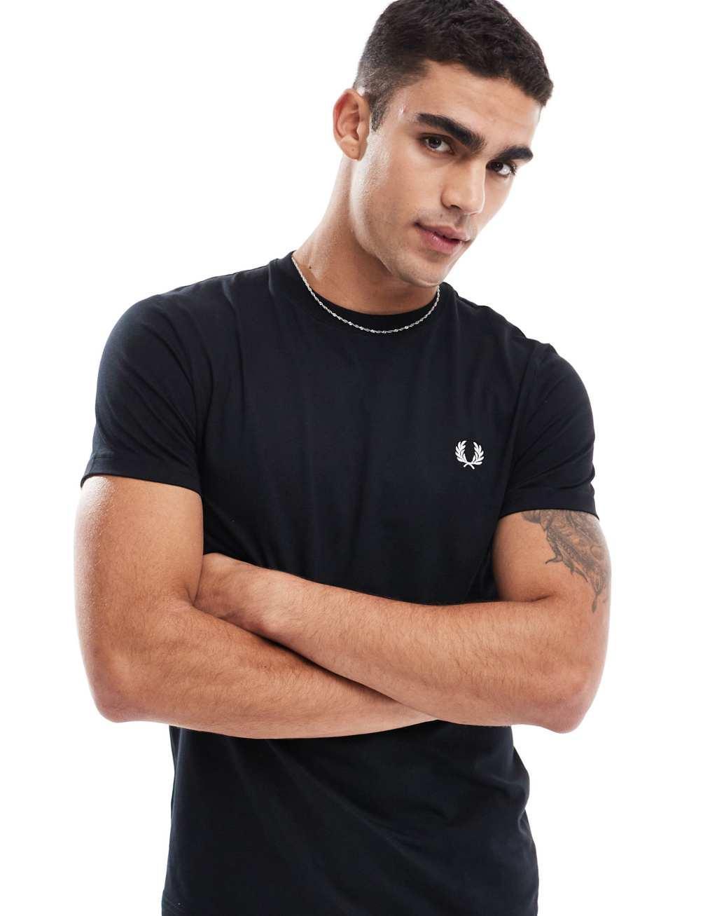 Fred Perry t-shirt in black with vertical logo back print Product Image