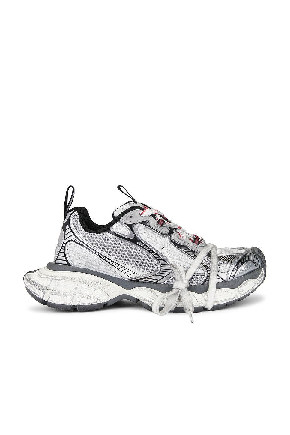 3XL Satin Sneaker Product Image
