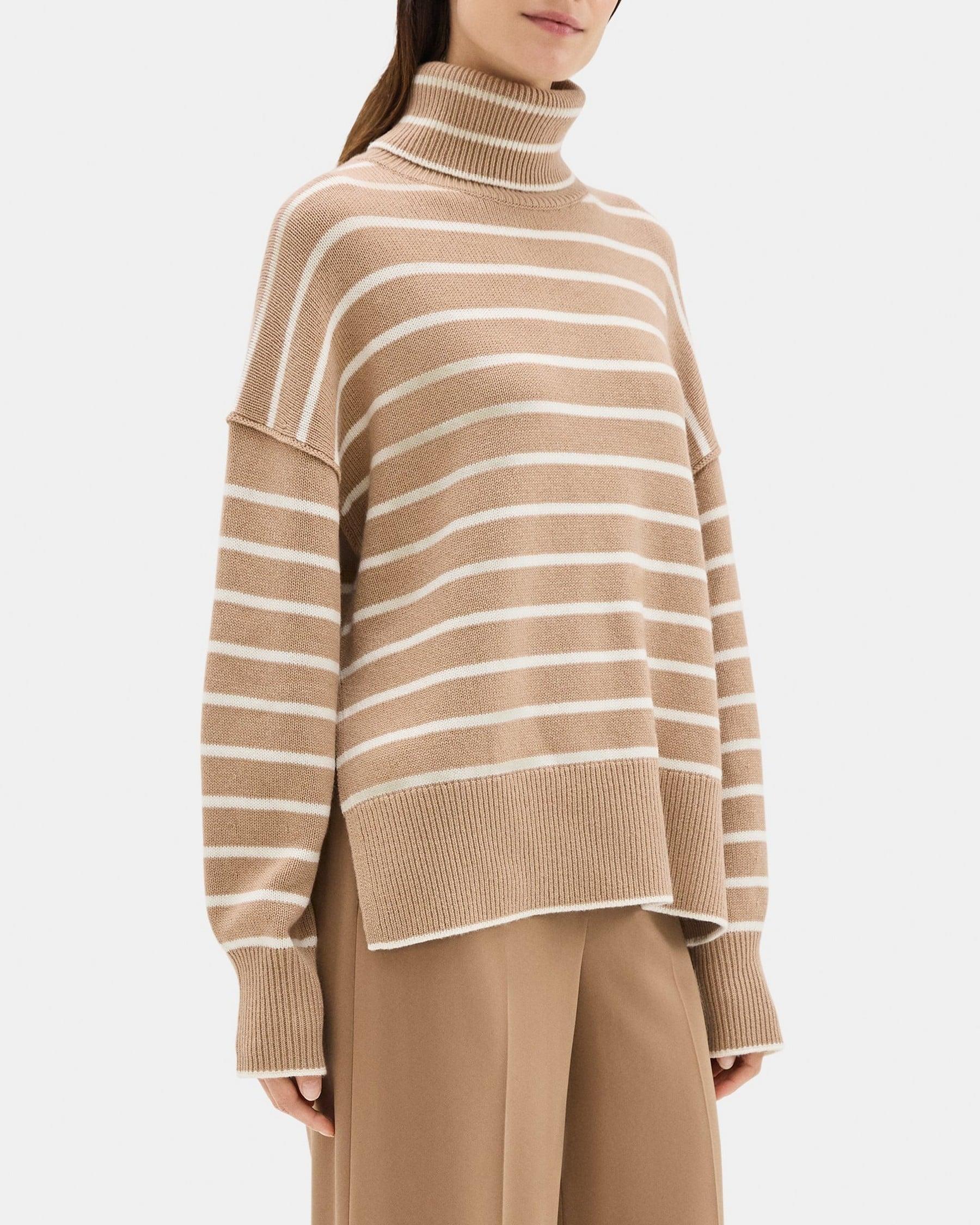 Chunky Turtleneck Sweater in Wool-Cashmere Blend Product Image