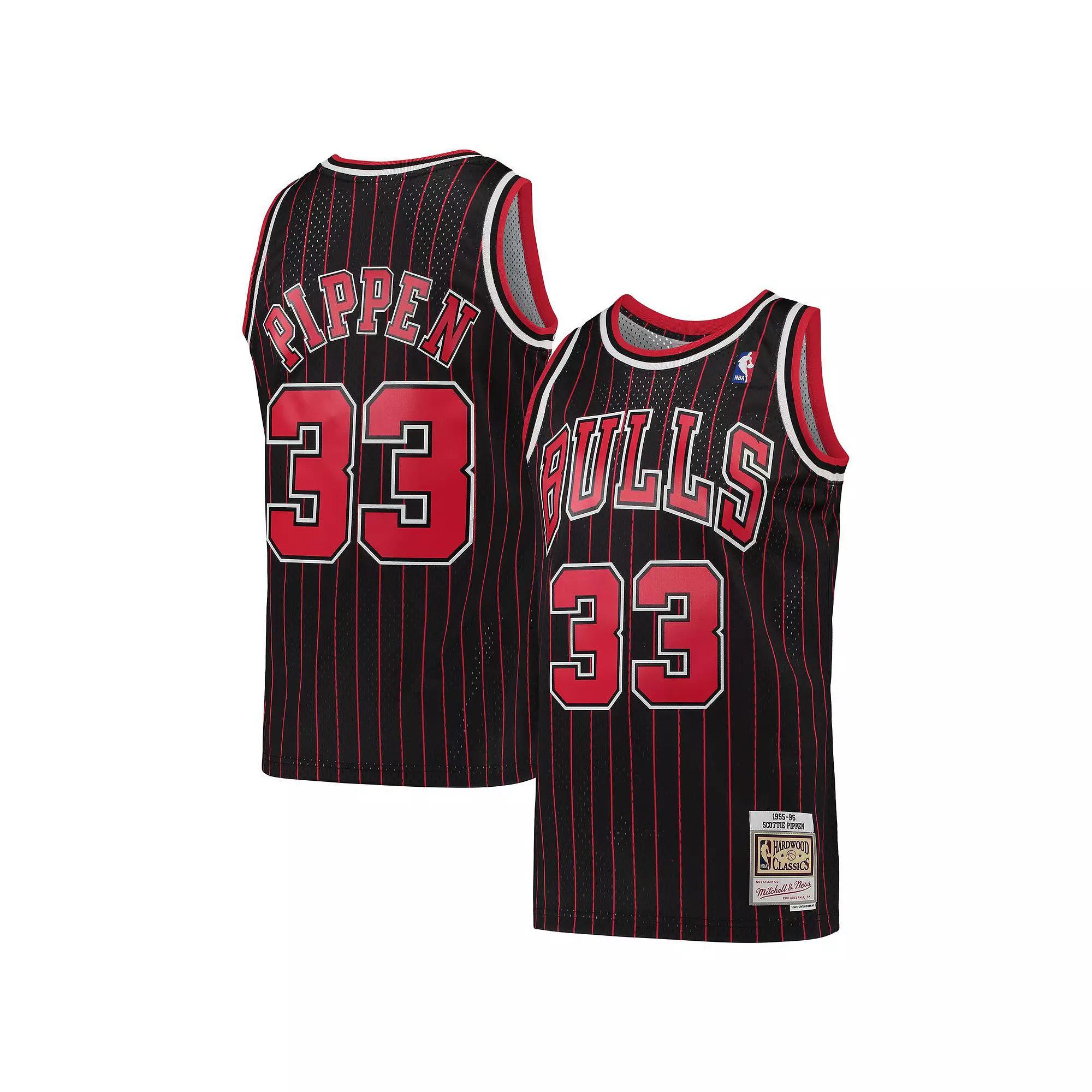 Men's Mitchell & Ness Scottie Pippen Black Chicago Bulls Hardwood Classics 1995-96 Swingman Jersey, Size: XL Product Image