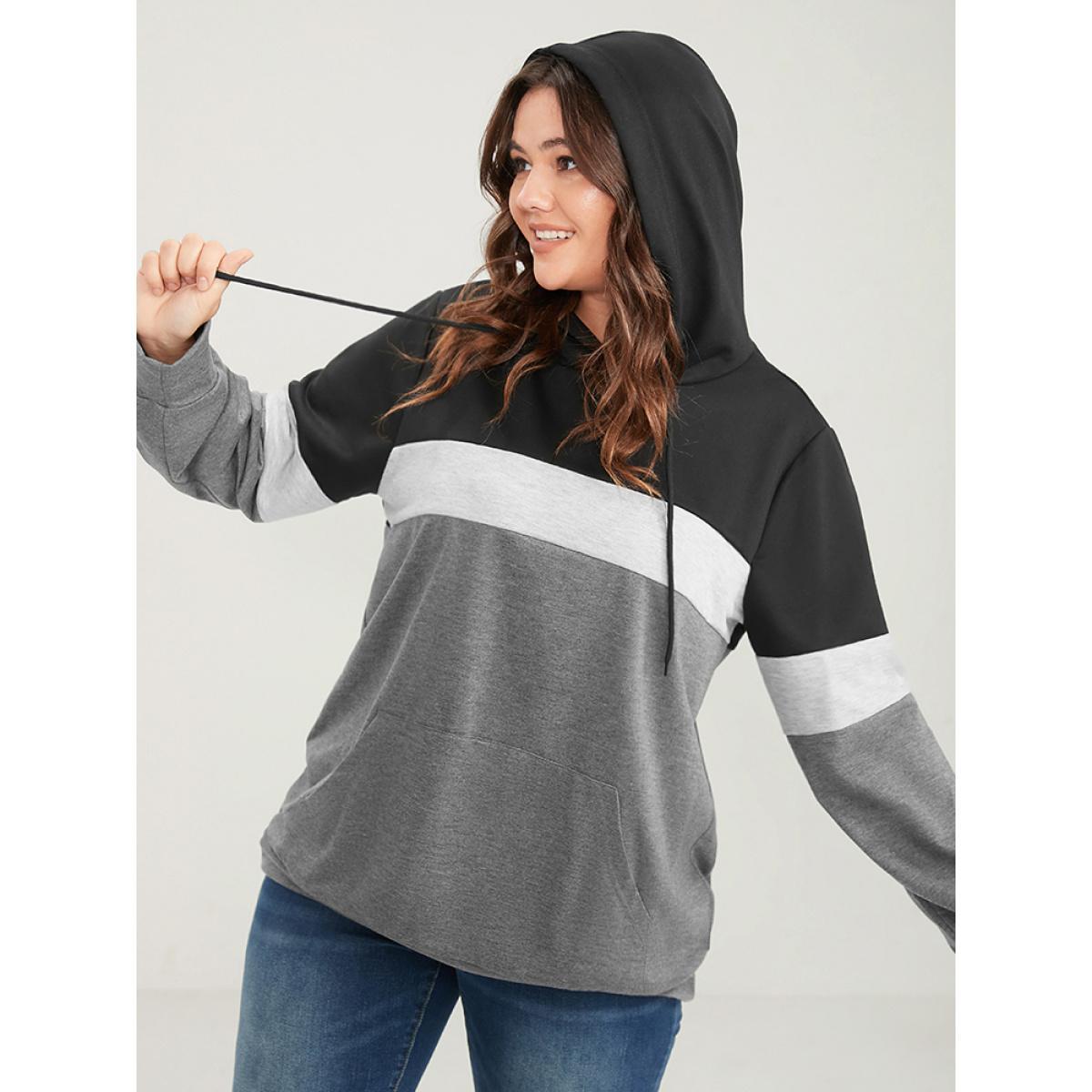 Plus Size Colorblock Contrast Hooded Pocket Drawstring Sweatshirt Women Black Casual Pocket Hooded Dailywear Sweatshirts BloomChic 12/L Product Image