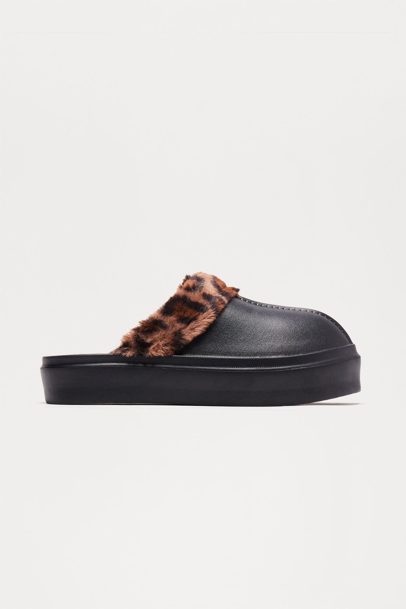 Staying Comfy Platform Slippers - Black/combo Product Image
