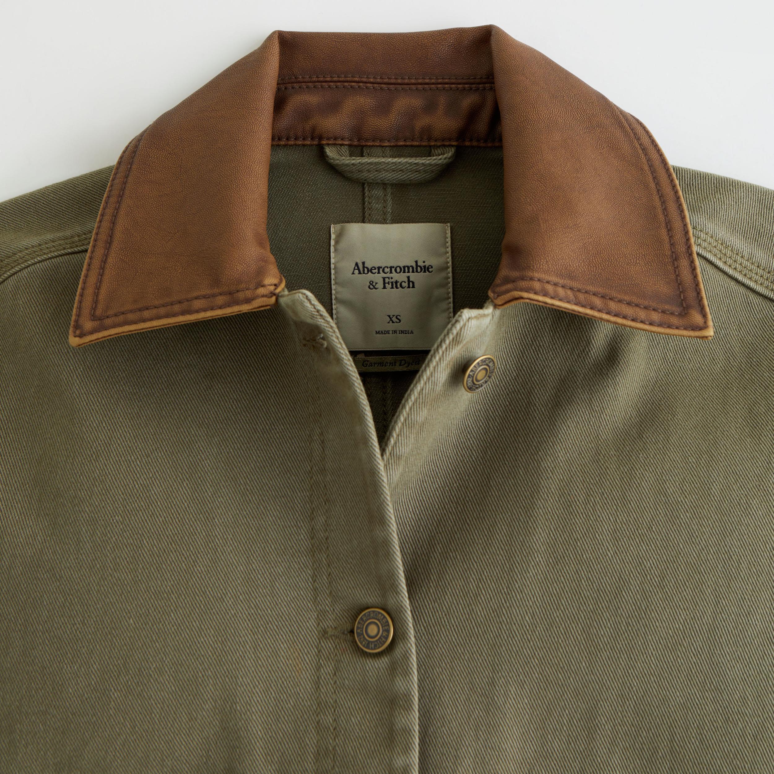 Short Twill Barn Jacket Product Image
