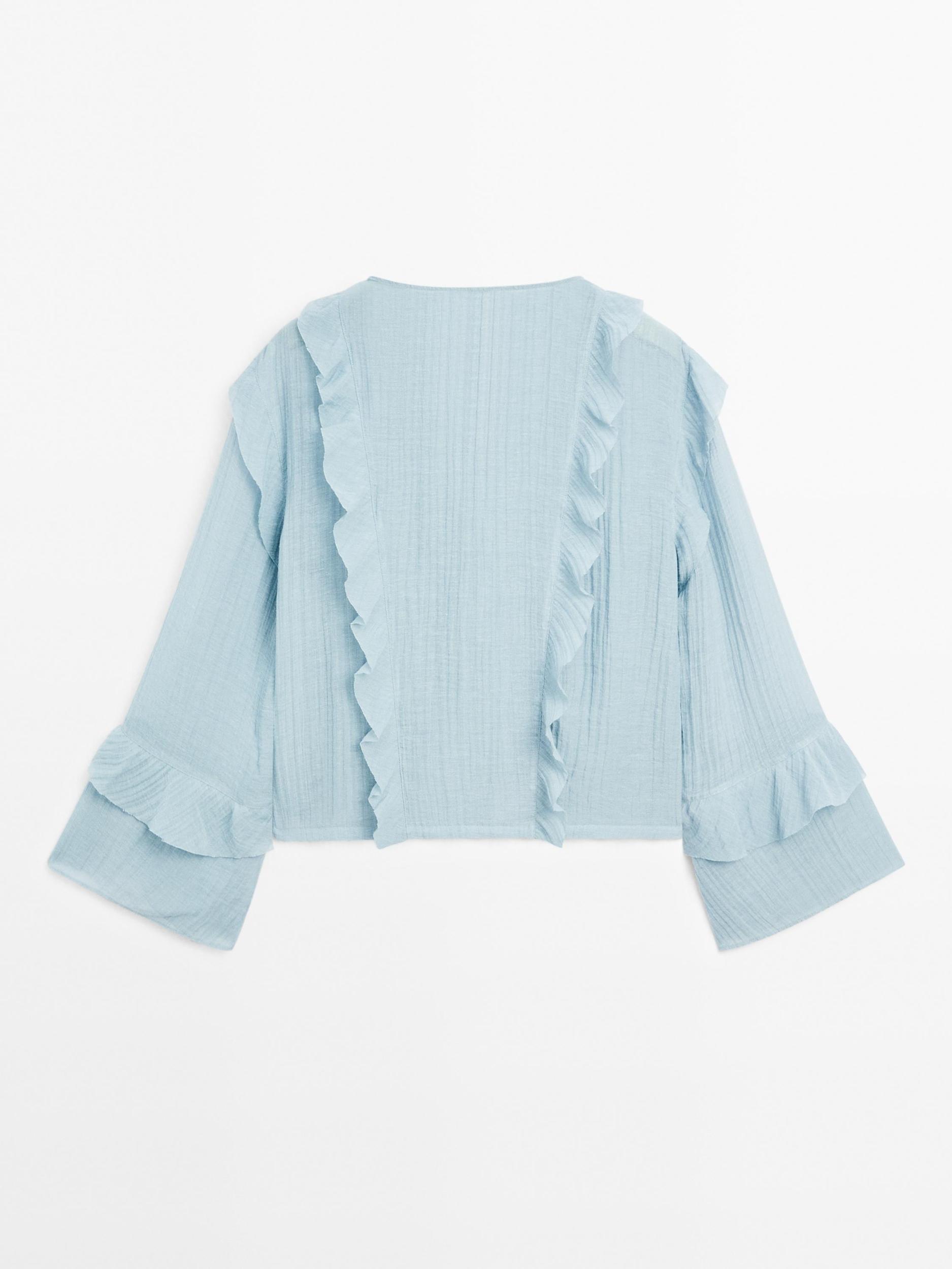 Flowing blouse with ruffles Product Image
