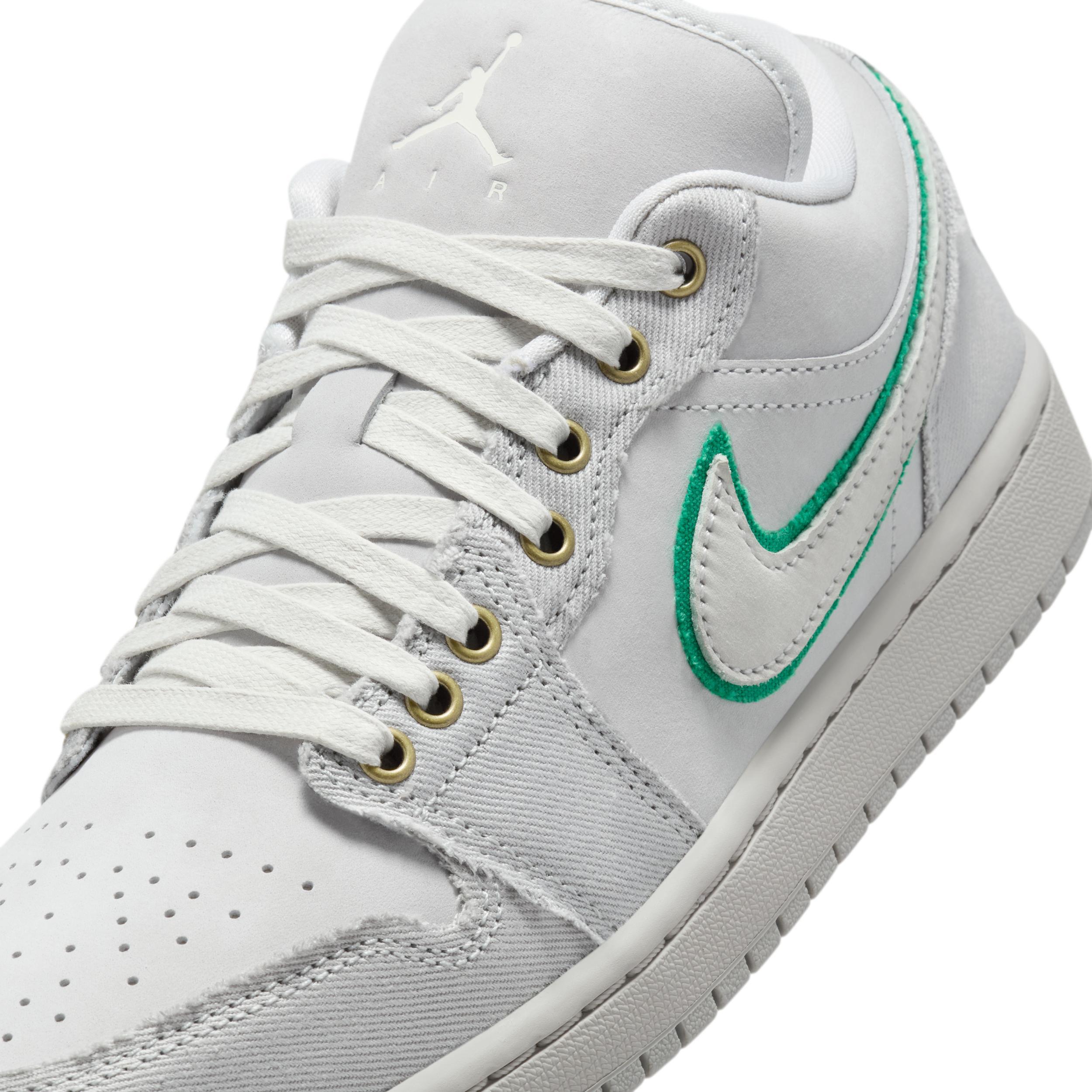 Women's Air Jordan 1 Low SE Shoes Product Image