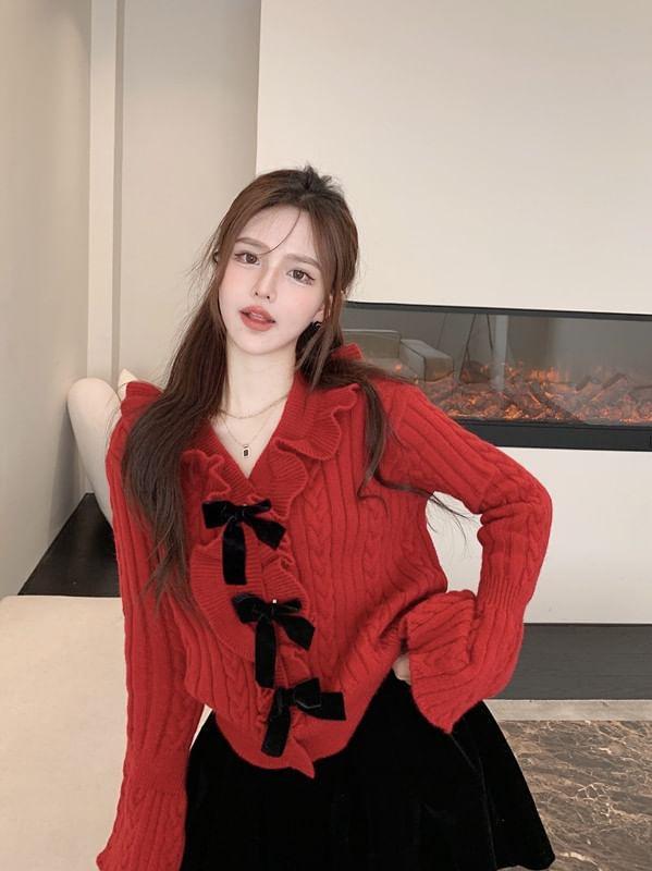 V-Neck Bow Accent Ruffle Trim Cable Knit Crop Sweater Product Image