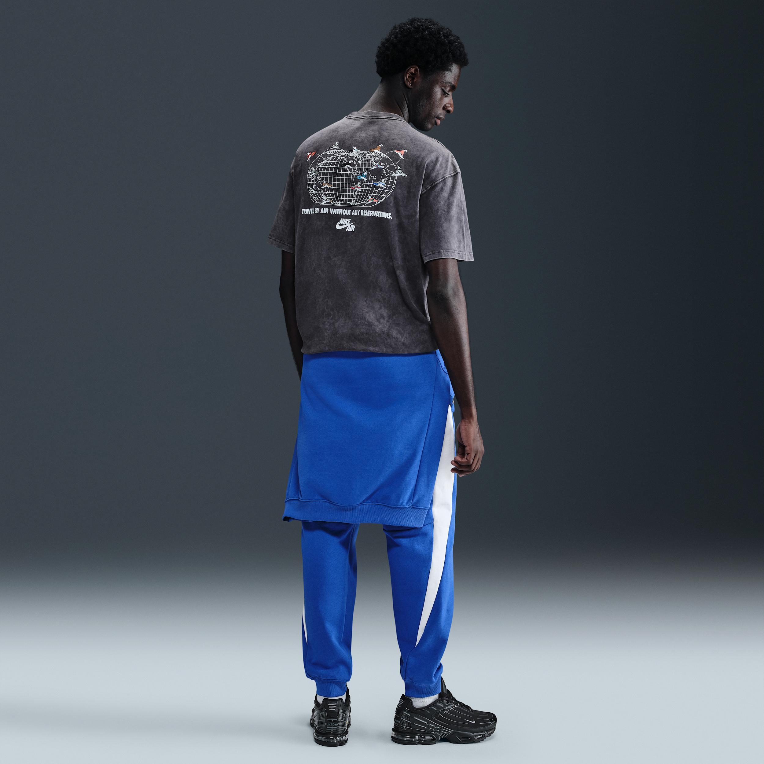 Nike Sportswear T-Shirt Product Image