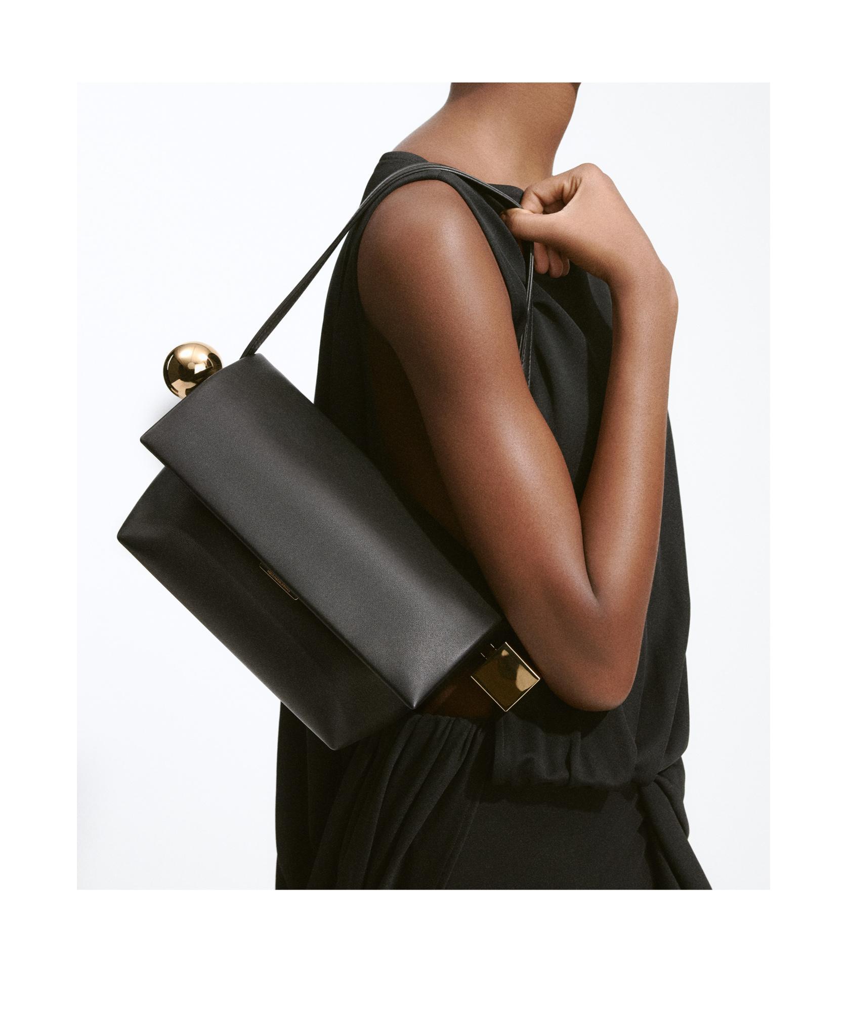 Le Rond Carre shoulder bag Product Image