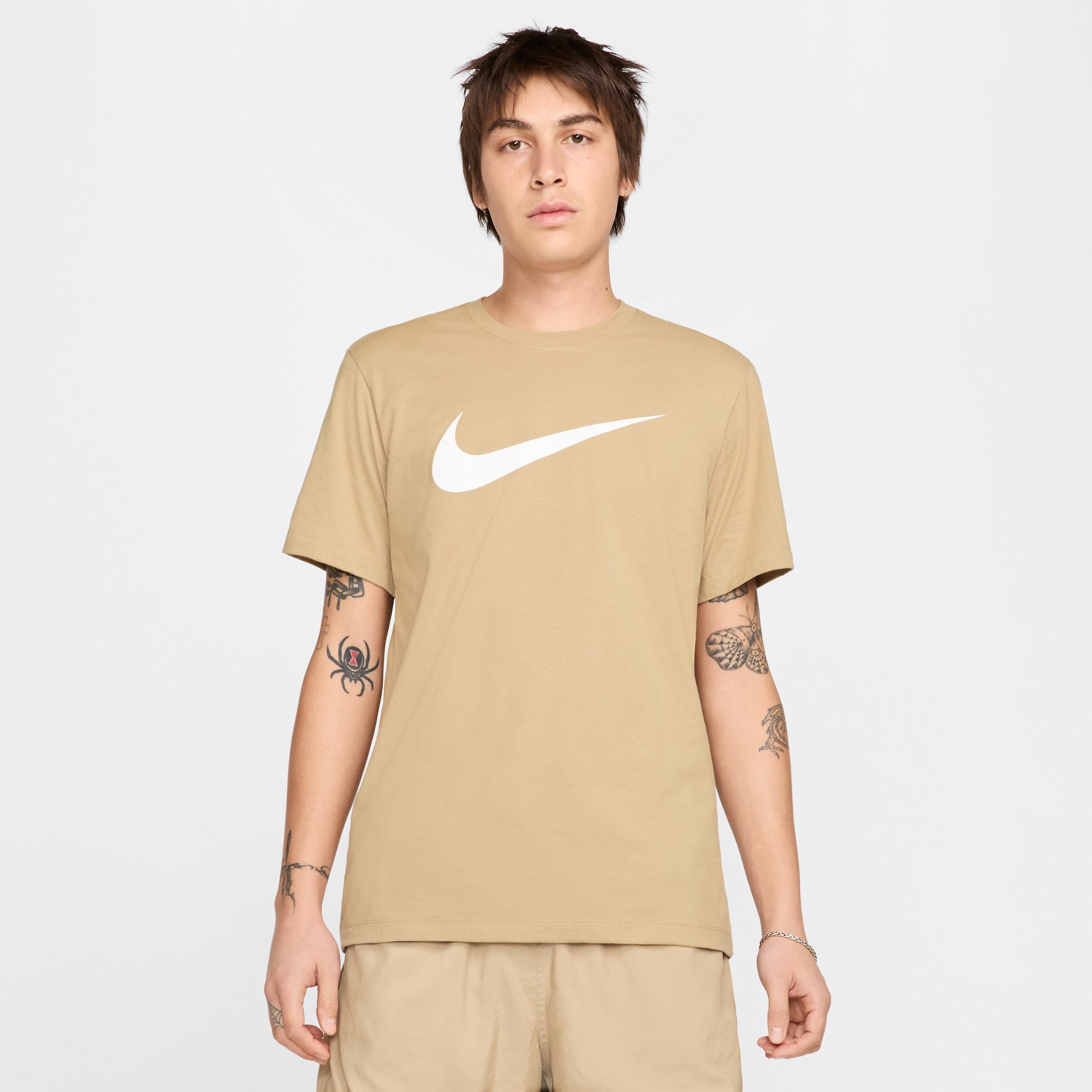 Nike Sportswear Swoosh Men's T-Shirt Product Image