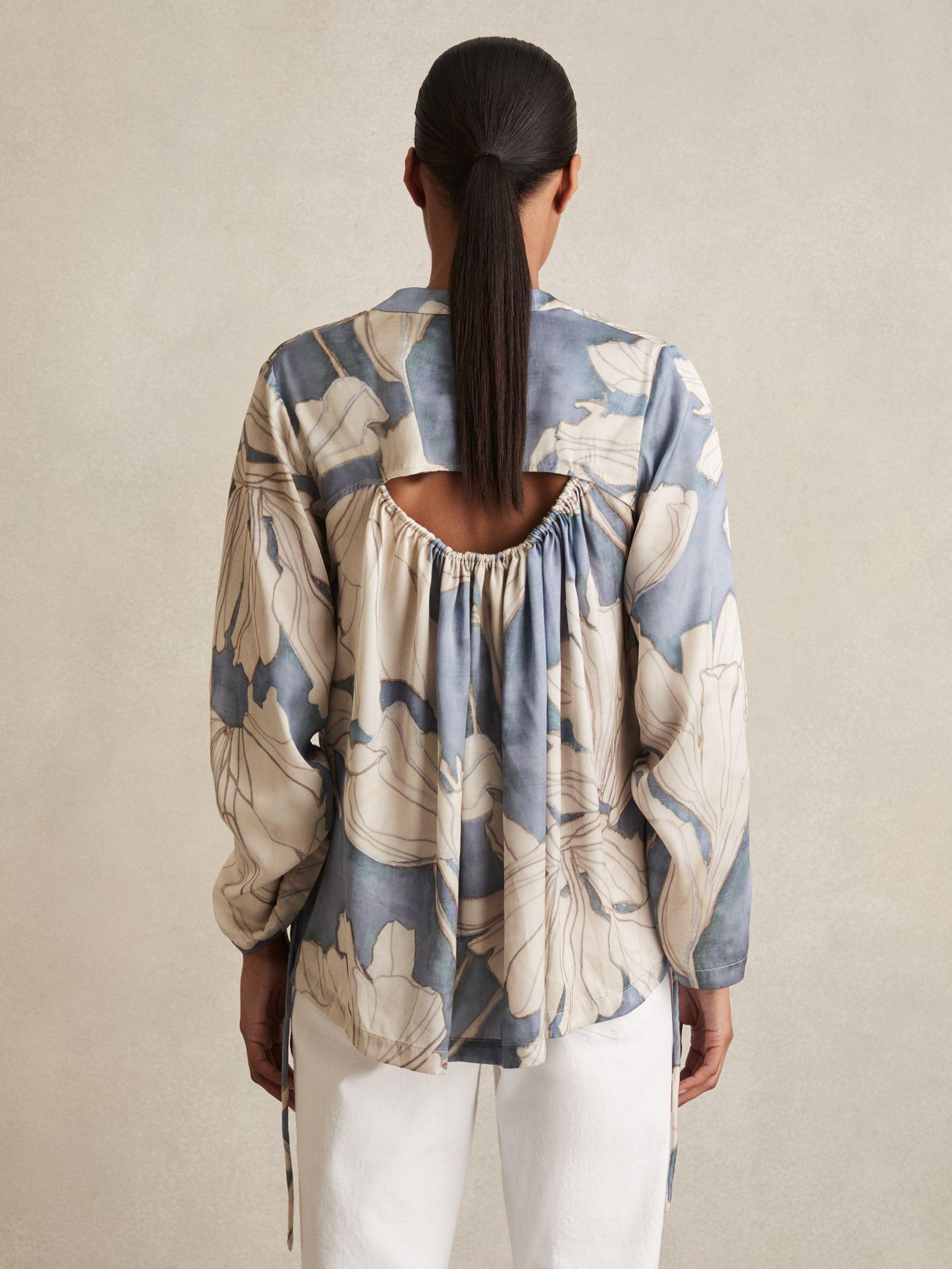 Floral Print Gathered Cut Out Shirt in Blue Product Image