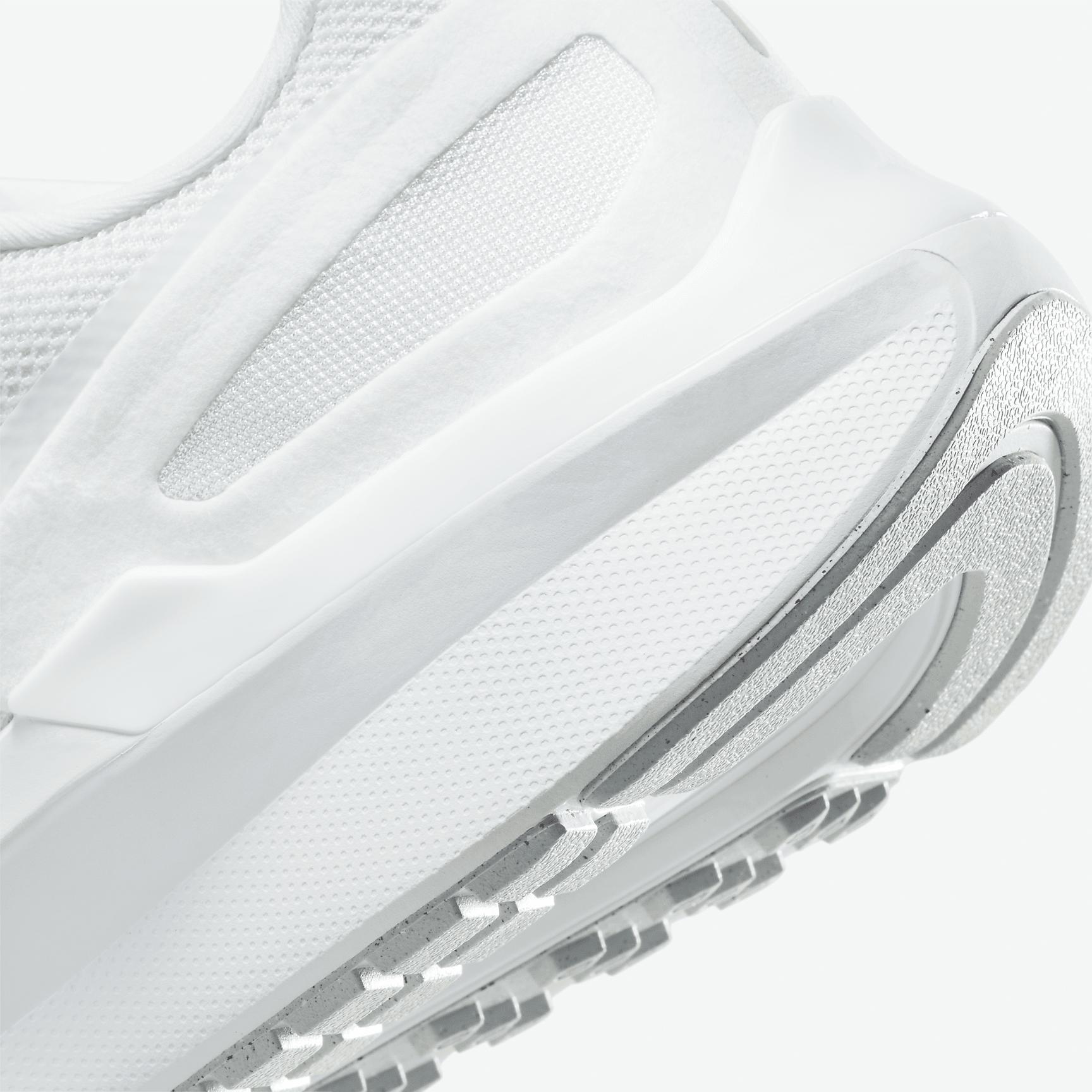 Nike Men's Structure 25 Road Running Shoes Product Image