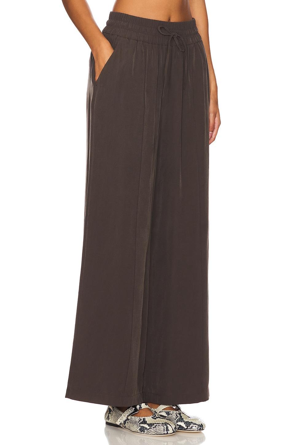 Aaron Pant Brochu Walker Product Image