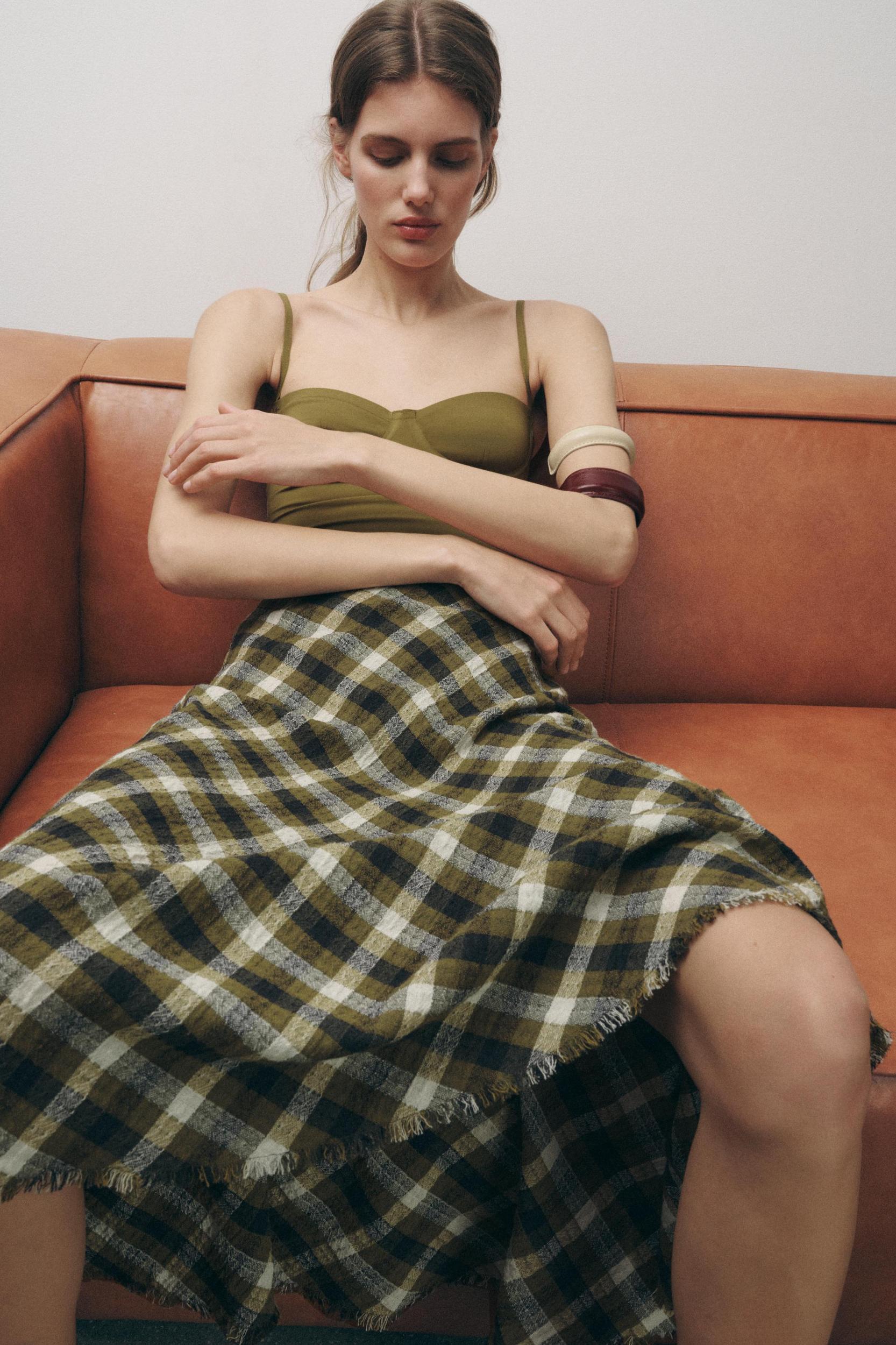 CHECKERED MIDI SKIRT ZW COLLECTION Product Image