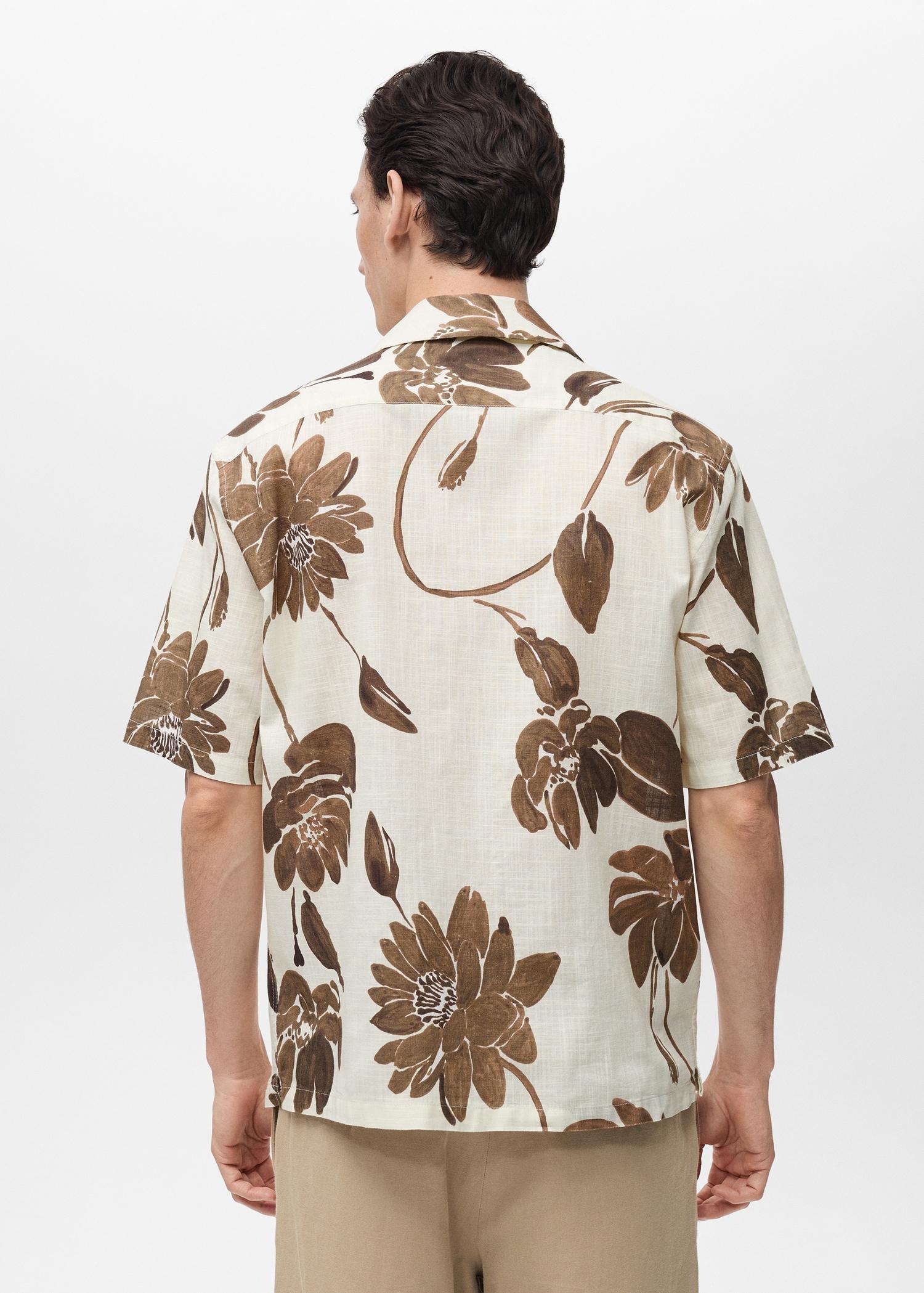 Floral-print shirt with bowling collar - Men | MANGO USA Product Image