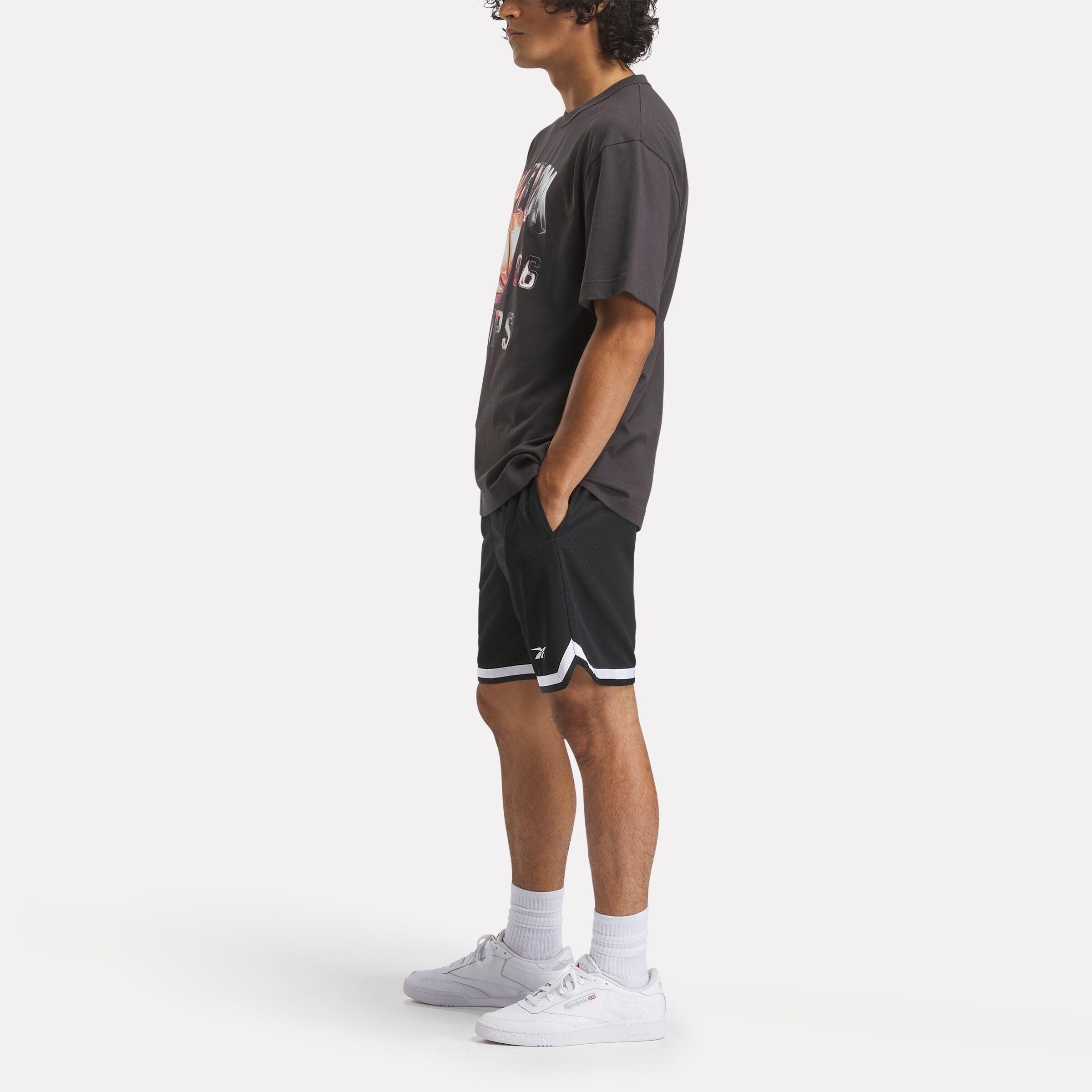 Men's Gs Basketball On Fire Tee Product Image