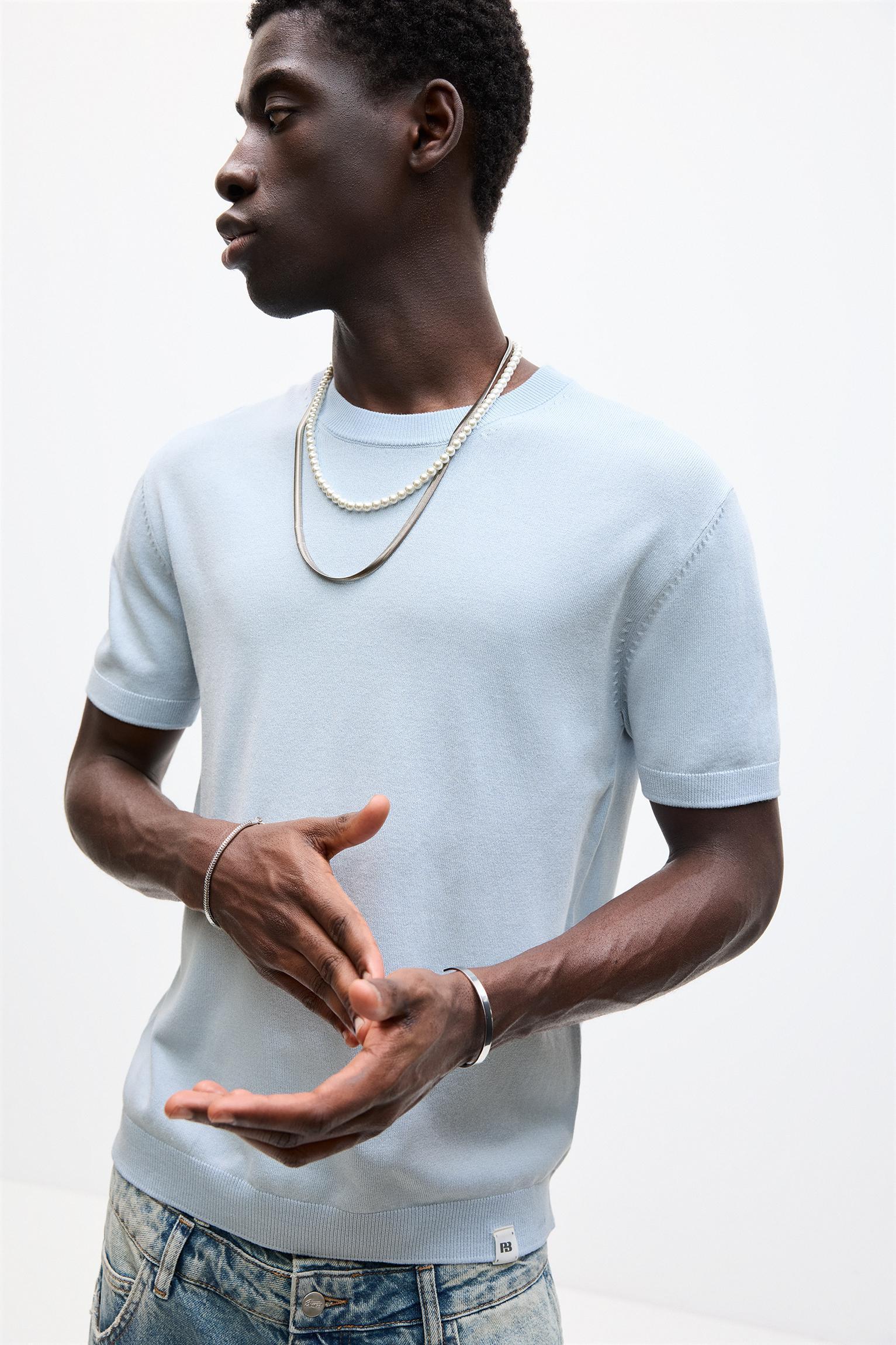 Short sleeve knit T-shirt Product Image