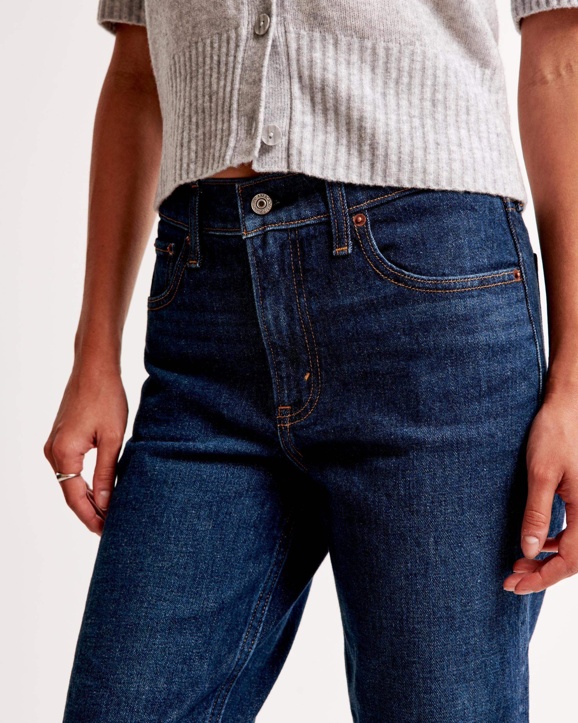 Mid Rise 90s Straight Jean Product Image