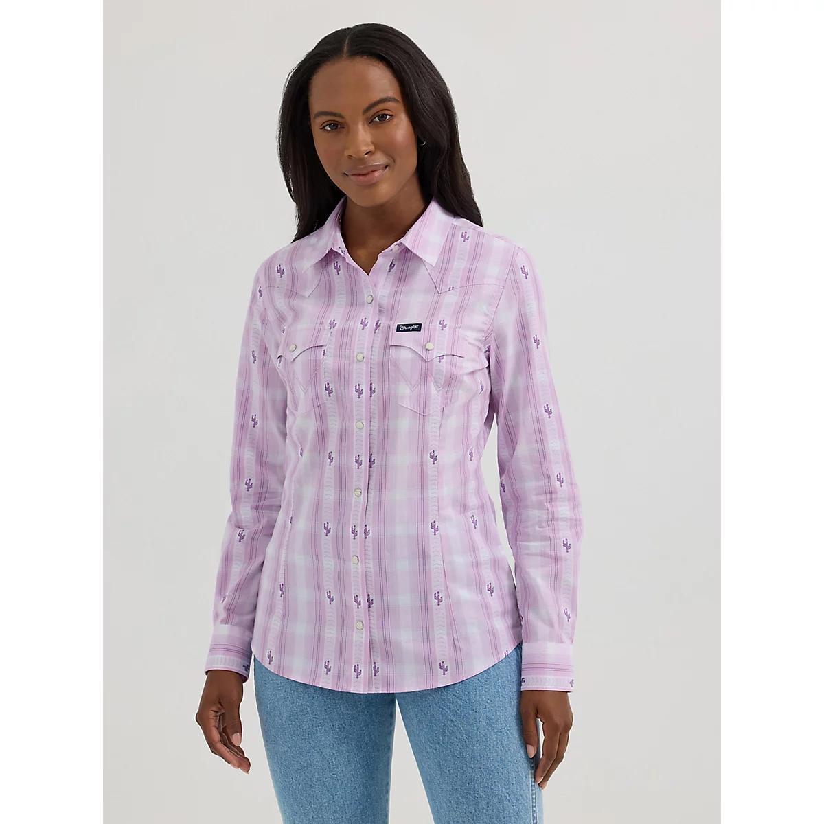Women's Wrangler Retro® Stripe Slim Western Snap Shirt in Lavender Product Image