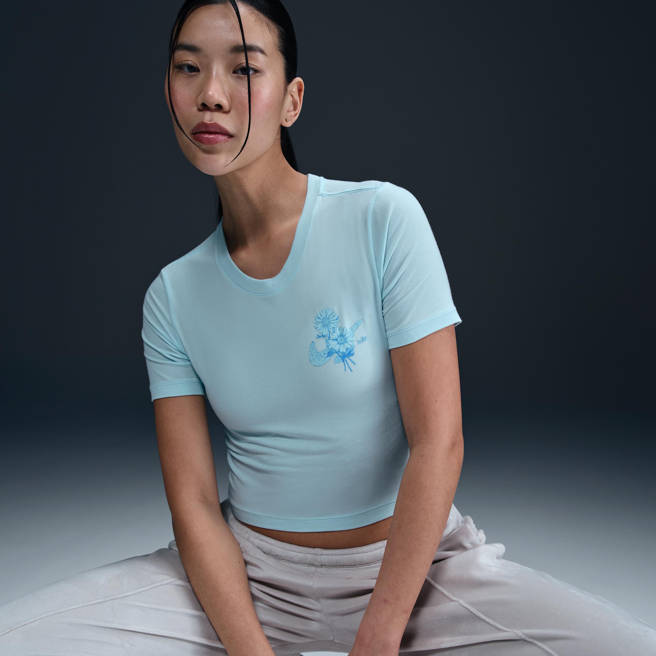 Nike Sportswear Chill Knit Women's Slim Cropped T-Shirt Product Image