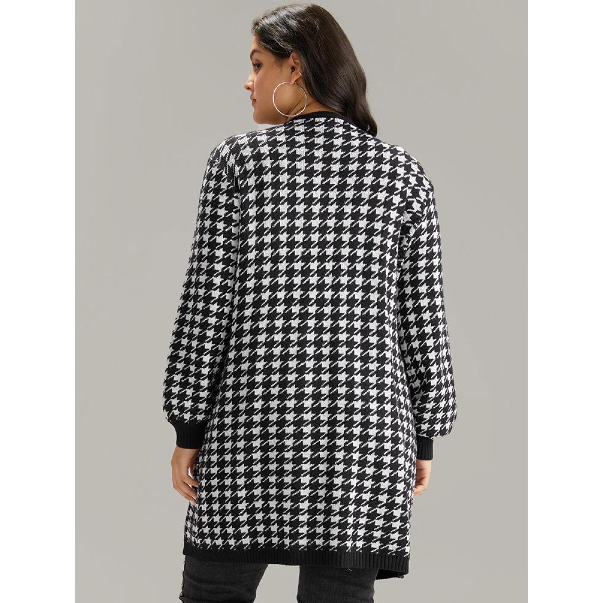 Plus Size Supersoft Essentials Houndstooth Pocket Elastic Cuffs Cardigan Black Women Casual Loose Long Sleeve Dailywear Cardigans BloomChic 26/4X Product Image