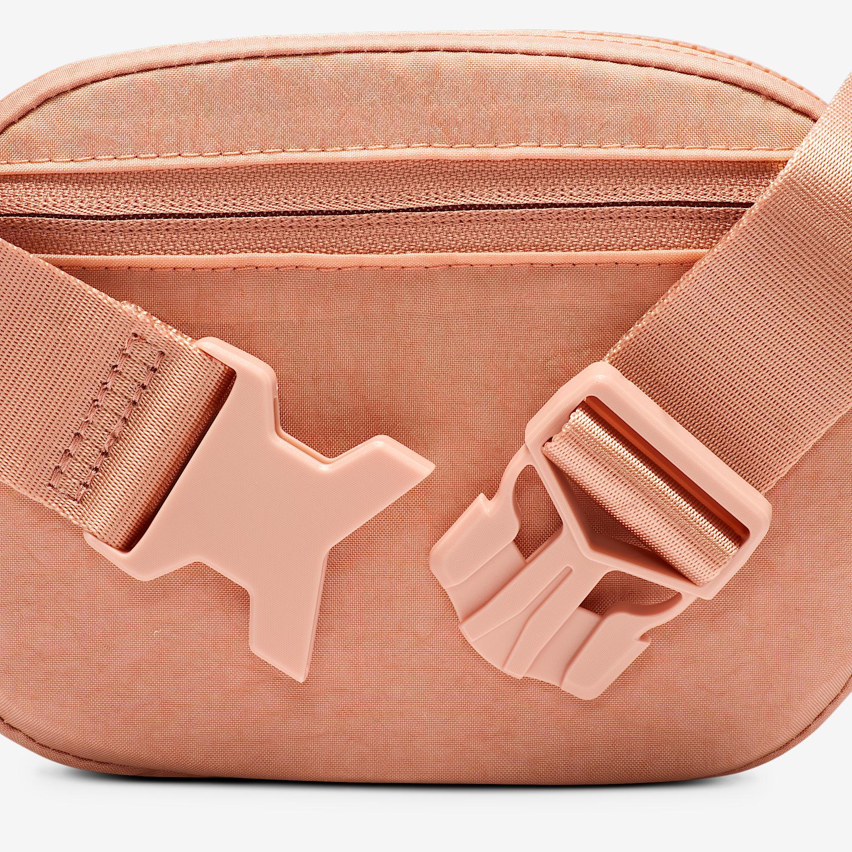 Nike Aura Crossbody Bag (2L) Product Image