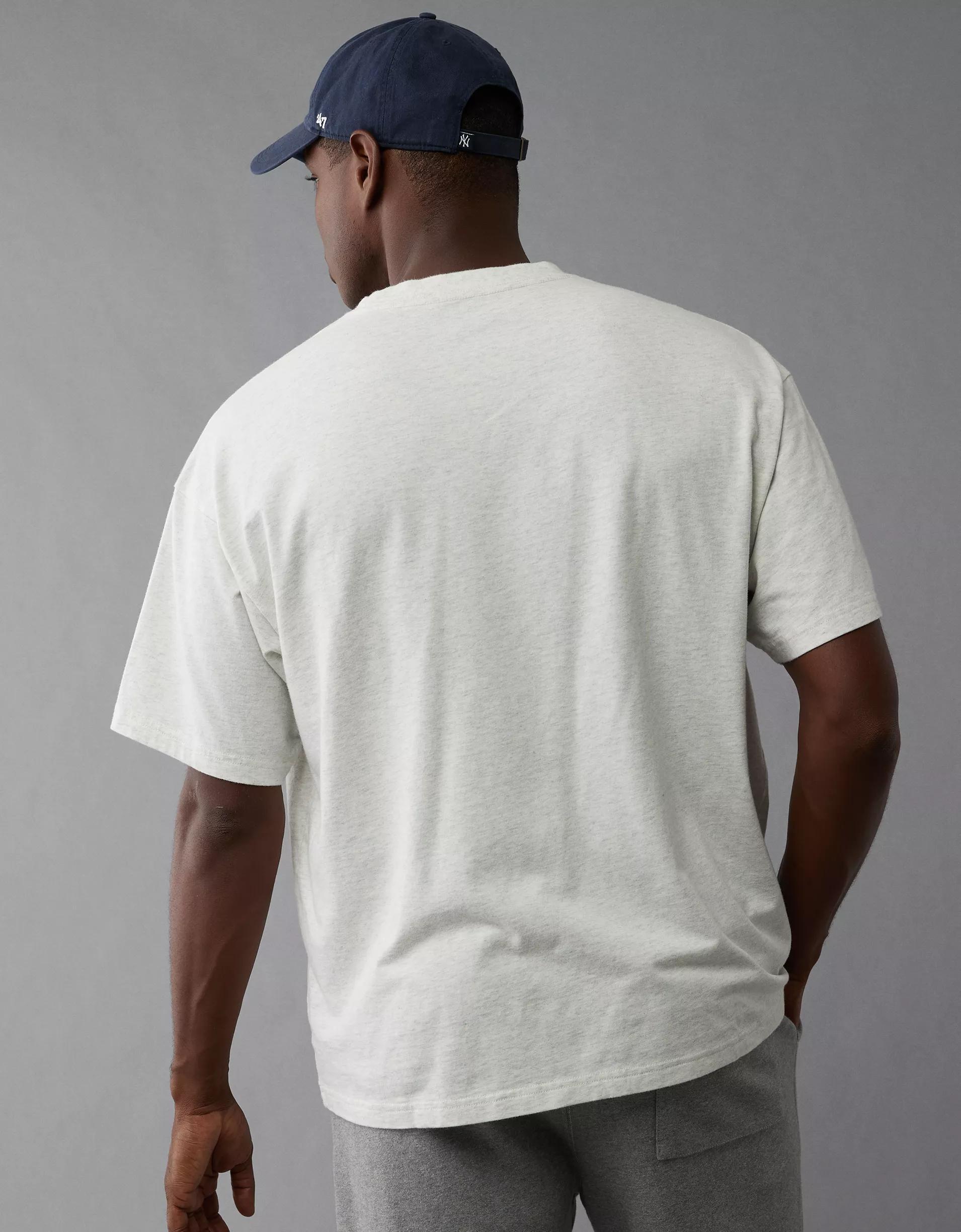 AE Boxy Micro Logo Graphic T-Shirt Product Image