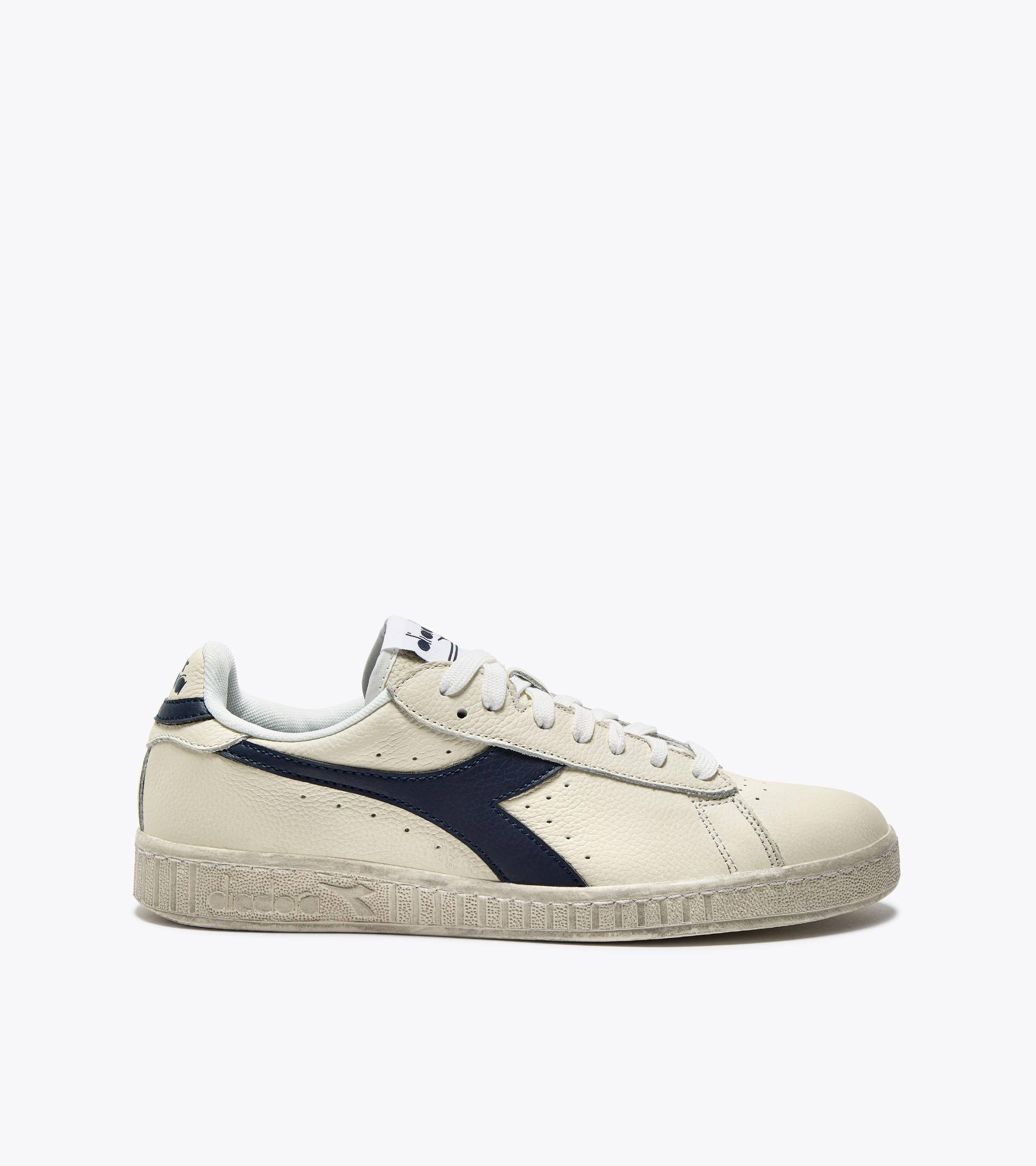 GAME L LOW WAXED Product Image