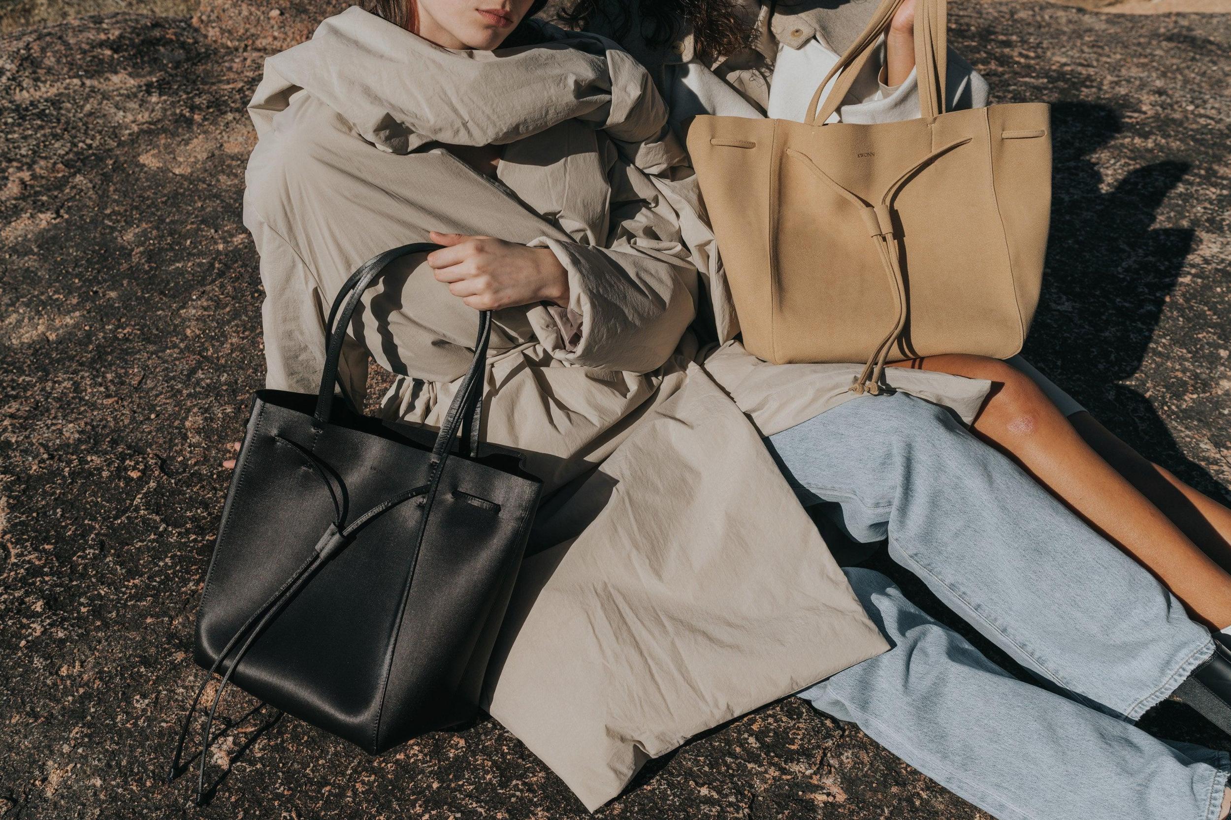 Black Shopper Bag Product Image