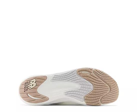 New Balance DynaSoft Nergize Sport V2 Womens Shoes Product Image