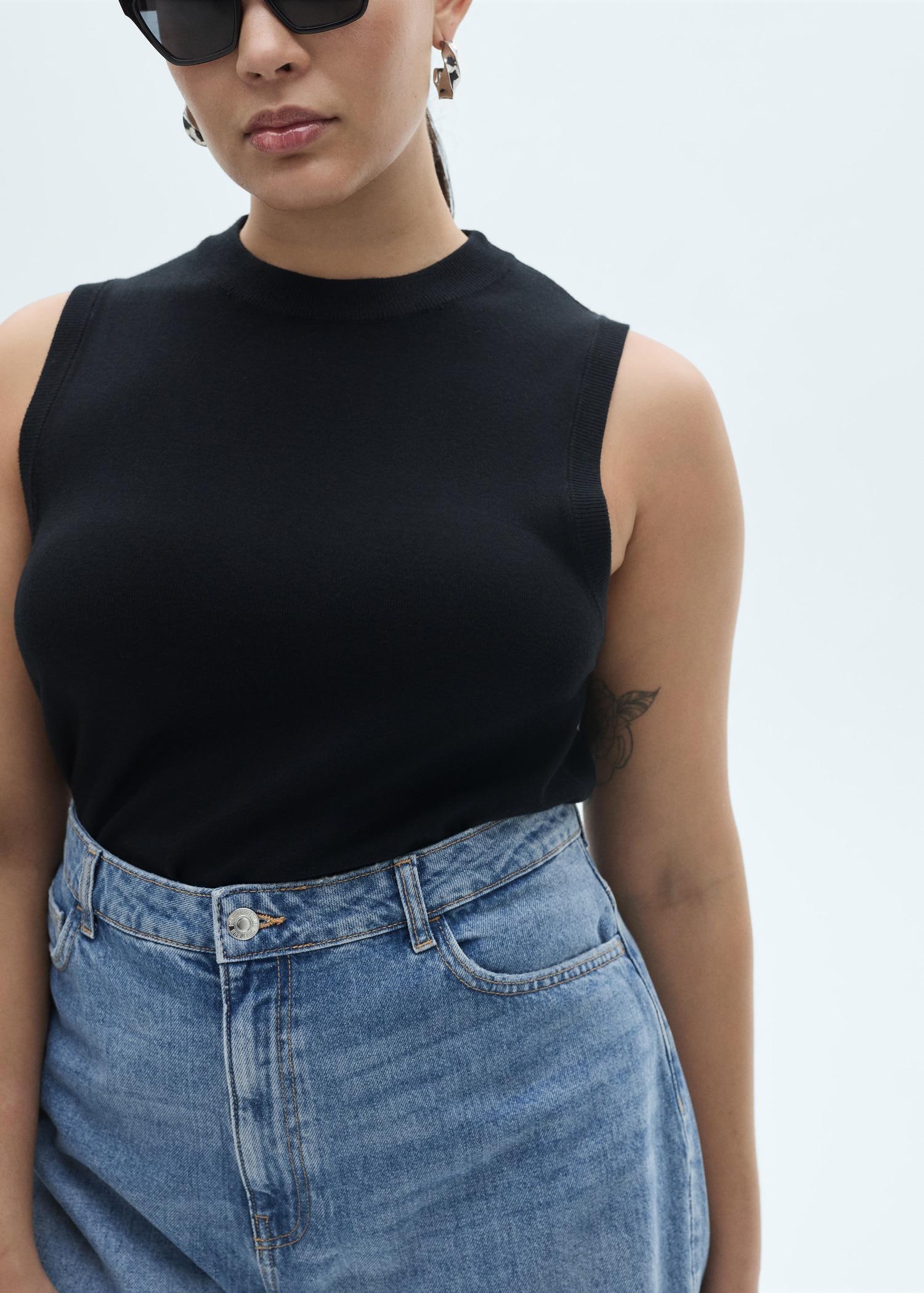 High-waisted mom-fit denim shorts - Women | MANGO USA Product Image