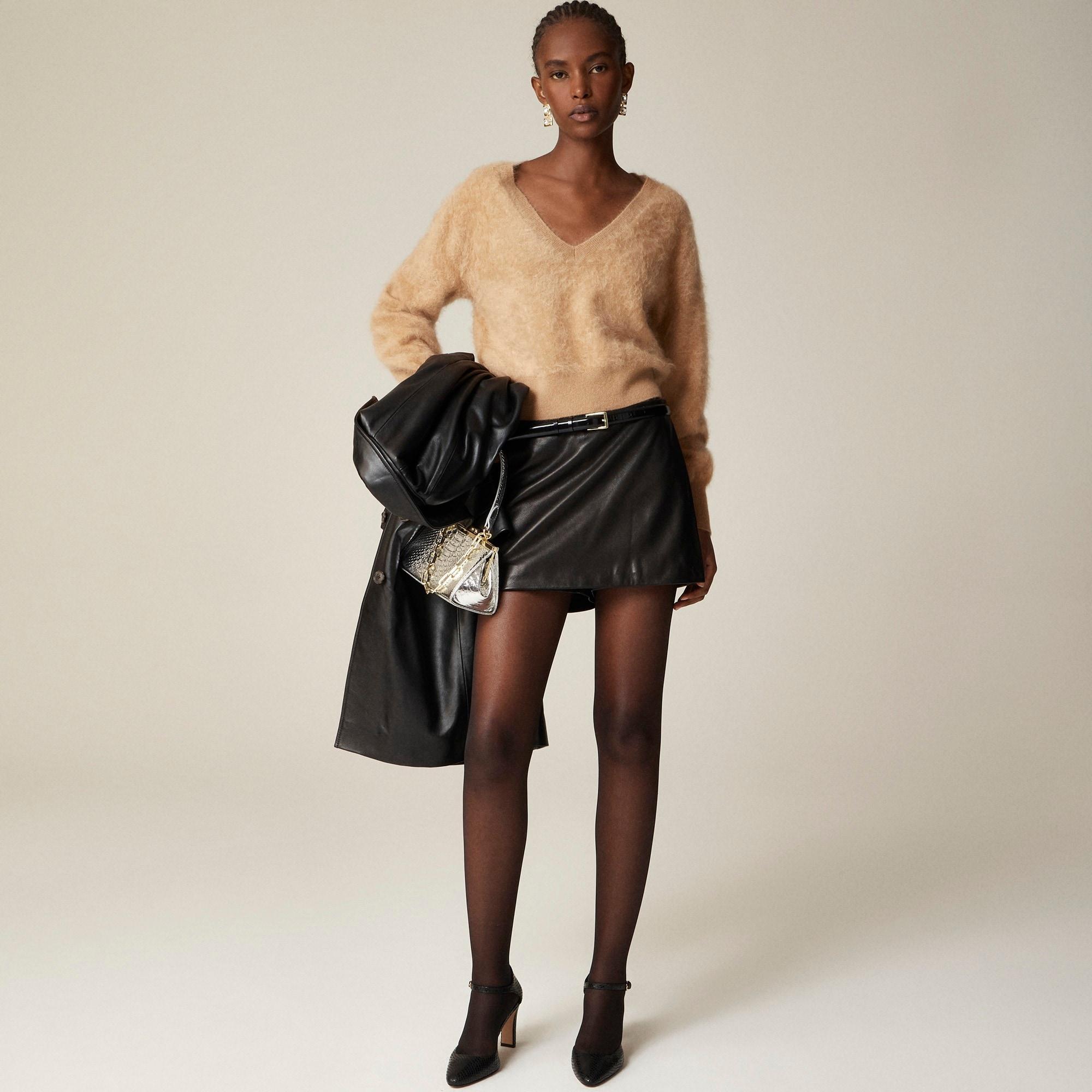 Brushed cashmere cropped V-neck sweater Product Image