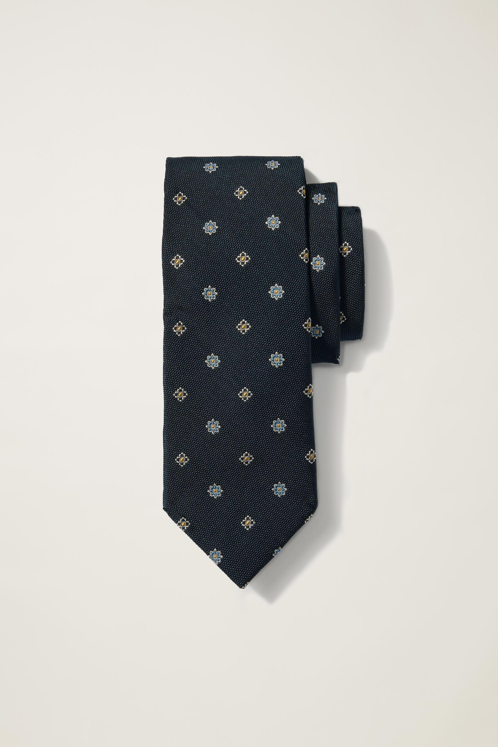 Premium Necktie Product Image