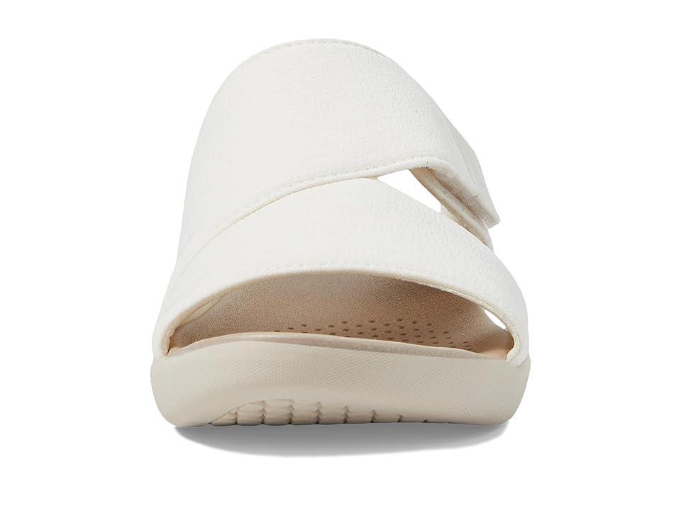 Bzees Carefree Wedge Sandals Women's Sandals Product Image