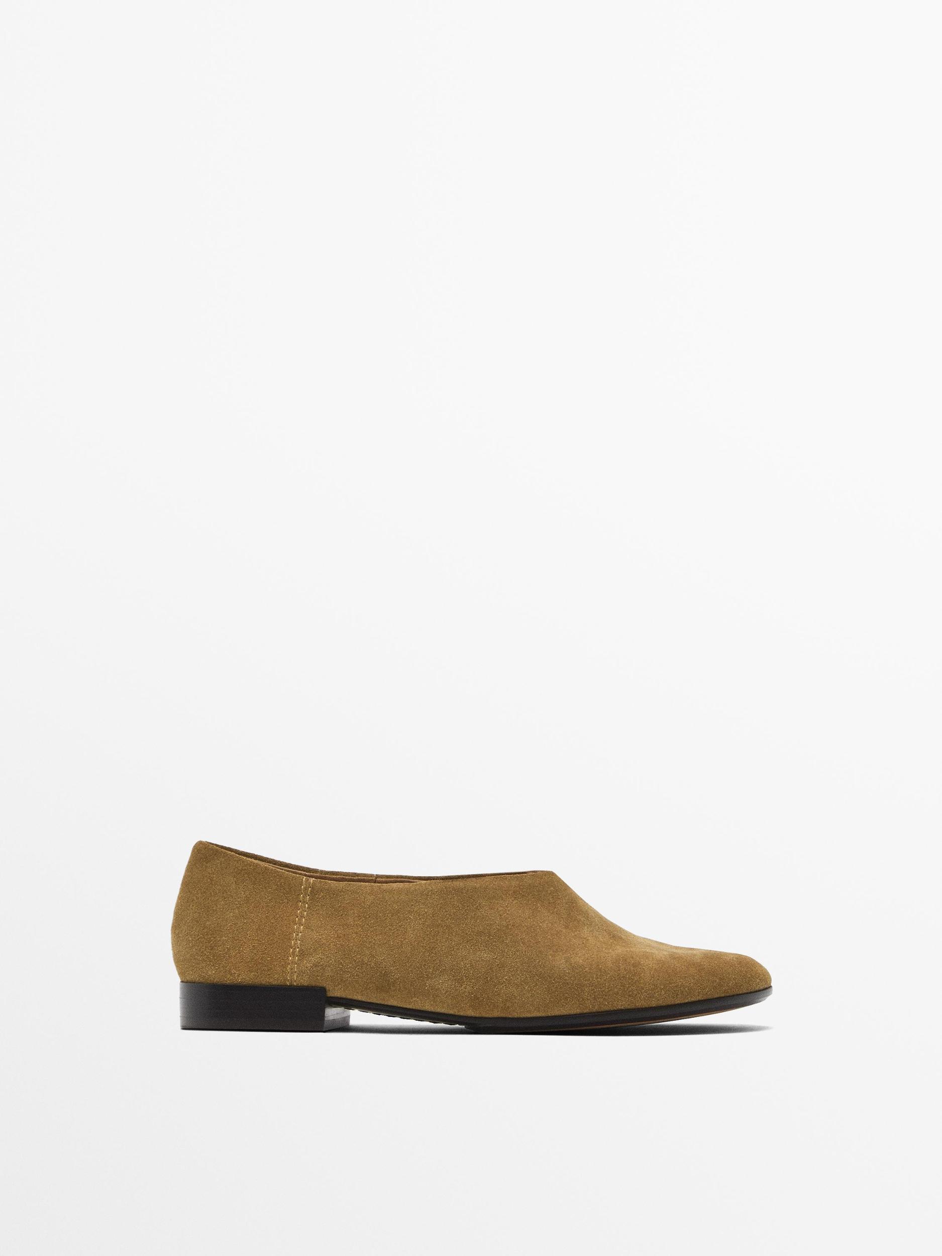 Soft round toe ballet flats Product Image