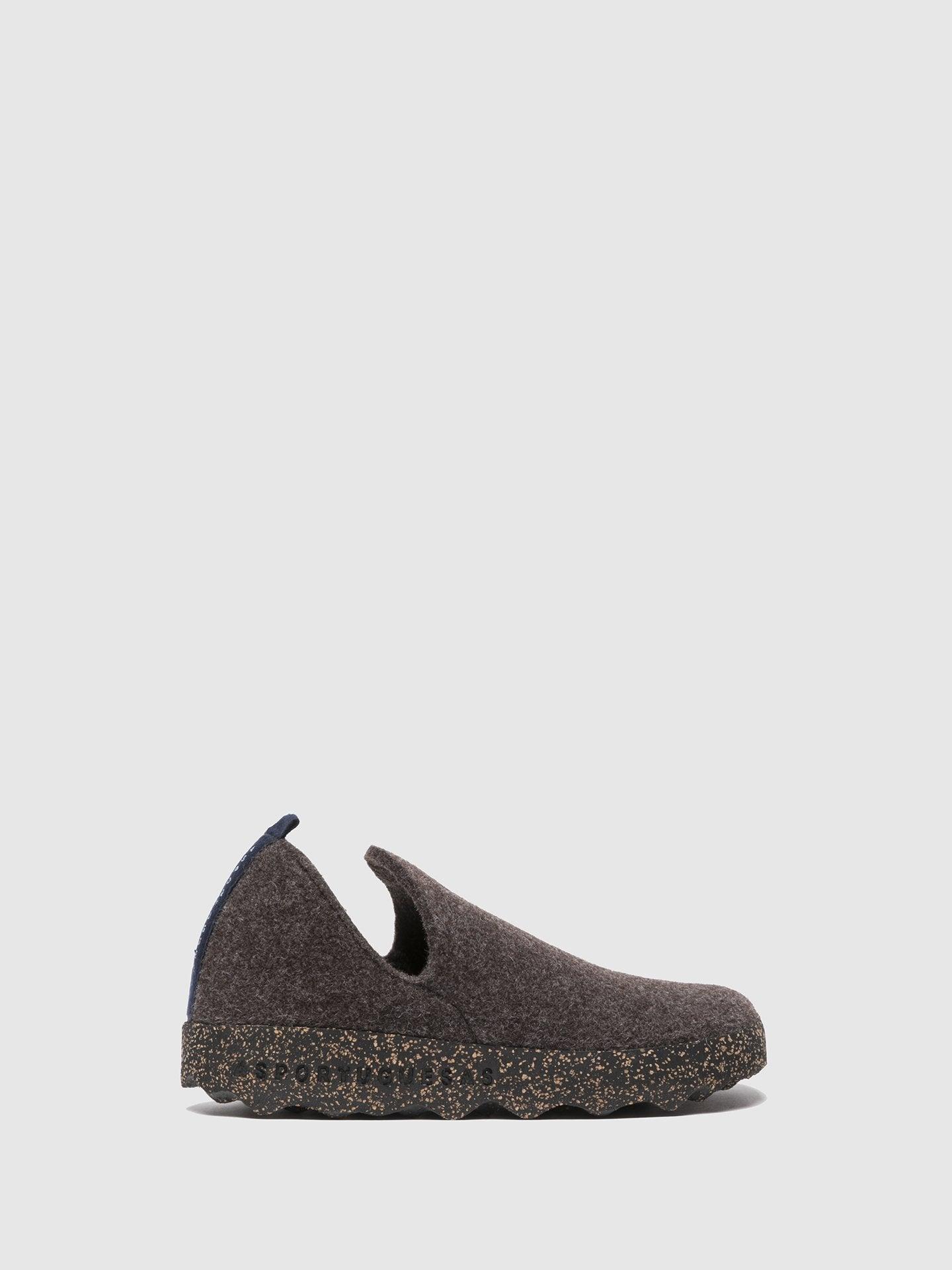 01900   Asportuguesas Eco-Friendly Shoes by Fly London Product Image