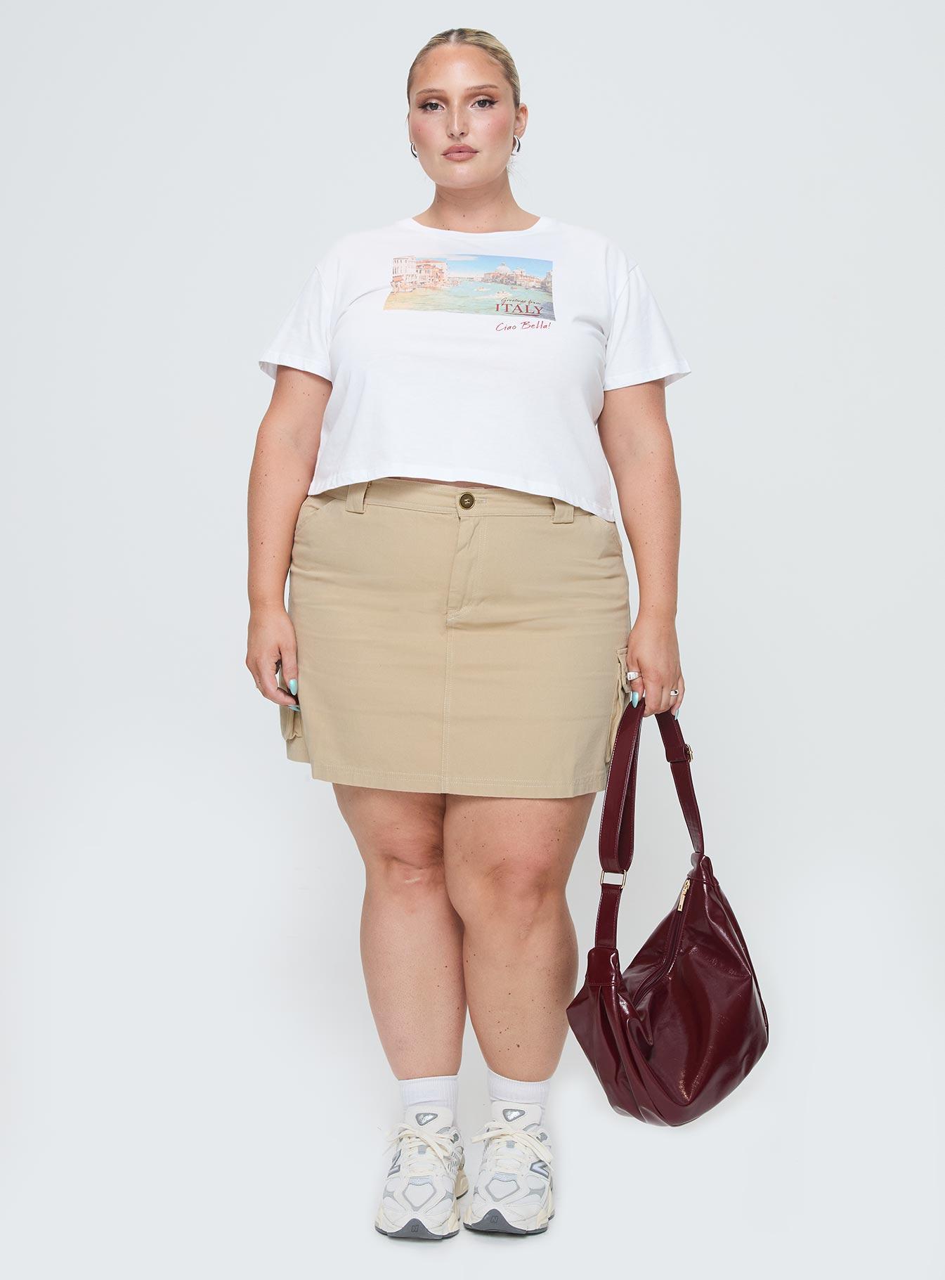 Italy Love Tee Ivory Curve Product Image
