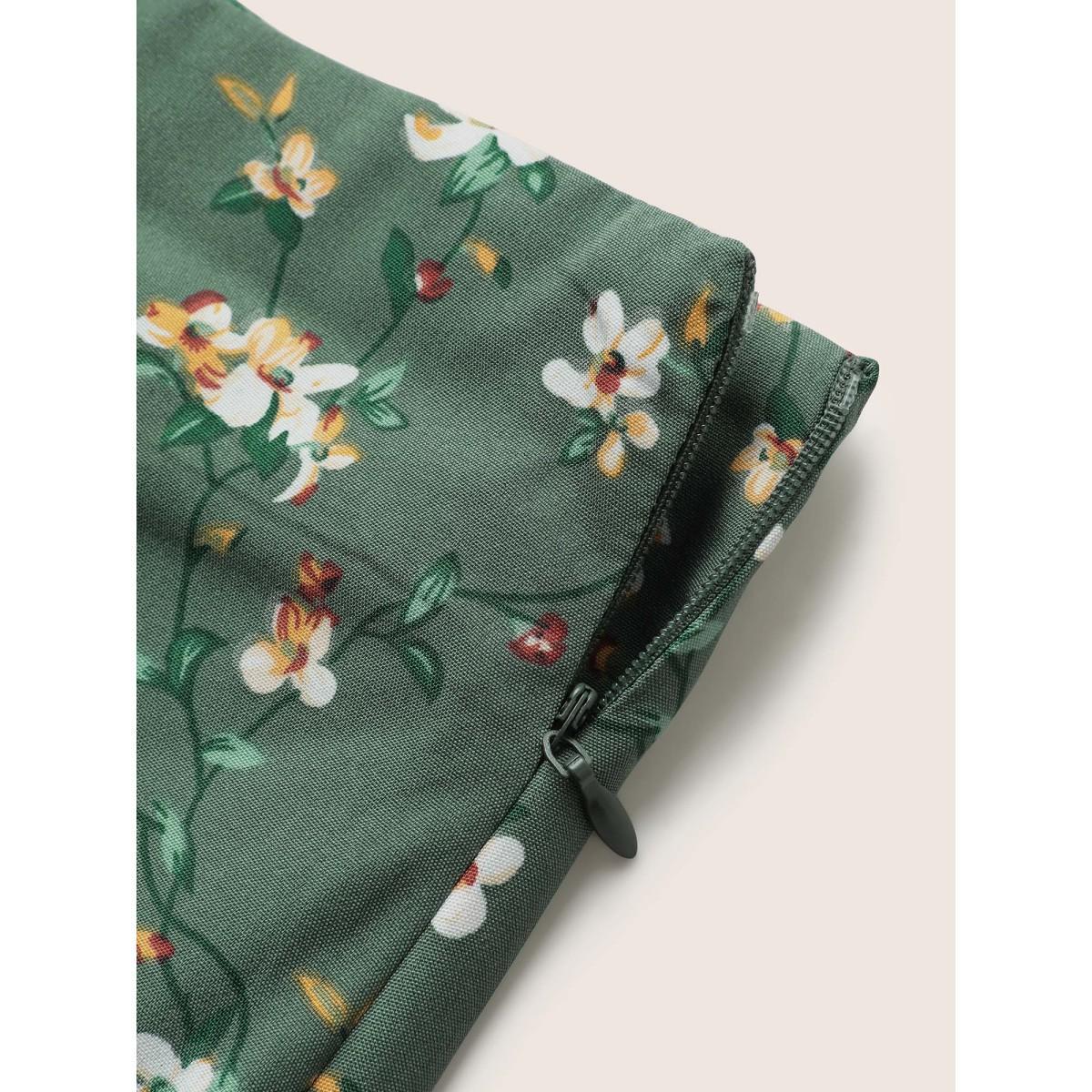 Plus Size Ditsy Floral Print Zipper Fly Cropped Skirt Women Mint Elegant Non No stretch Everyday Skirts BloomChic 14-16/1X Product Image