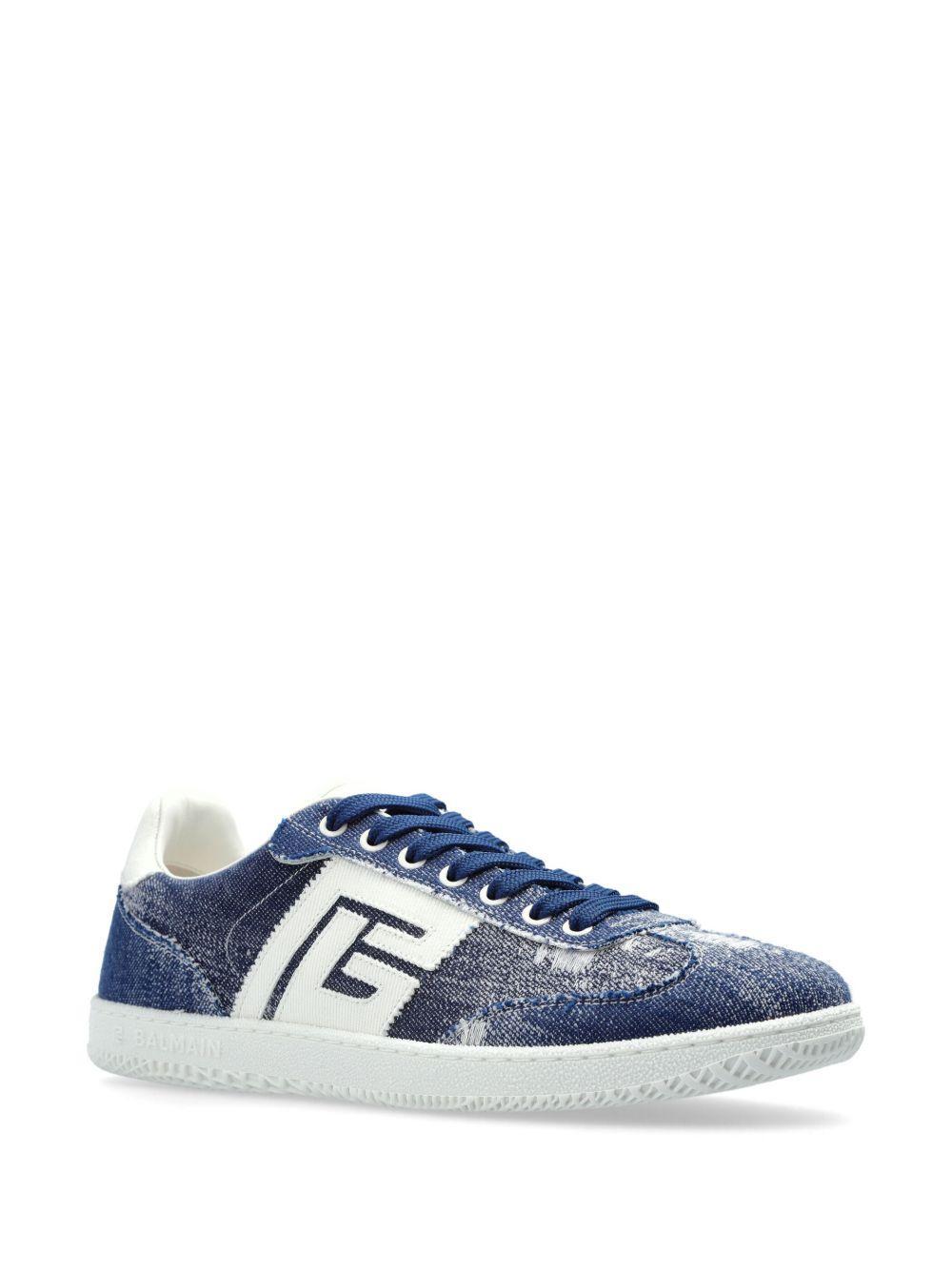 Swan sneakers Product Image