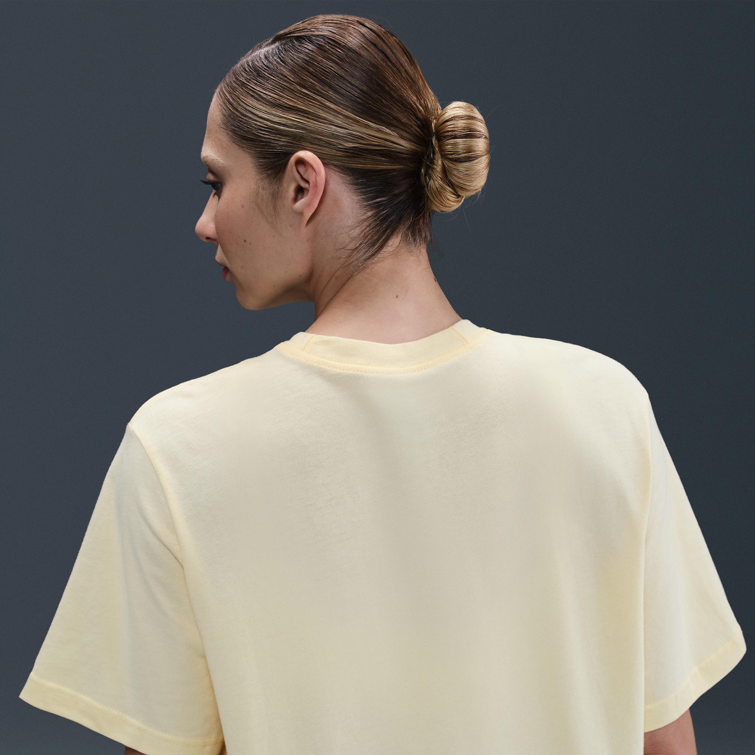 Nike Sportswear Women's Boxy T-Shirt Product Image