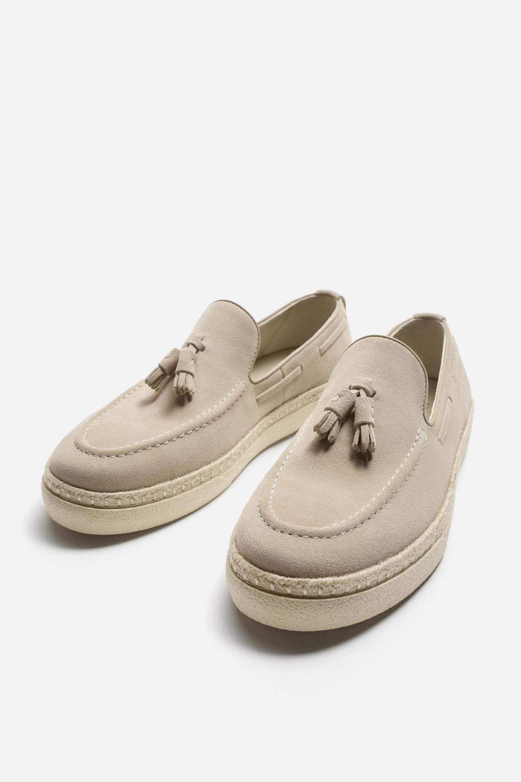 CASUAL LEATHER LOAFERS Product Image