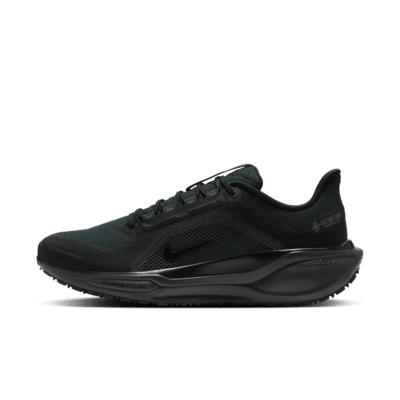 Nike Big Kids Air Max Dn8 Casual Shoes in Black/University Red/Bright Crimson Product Image