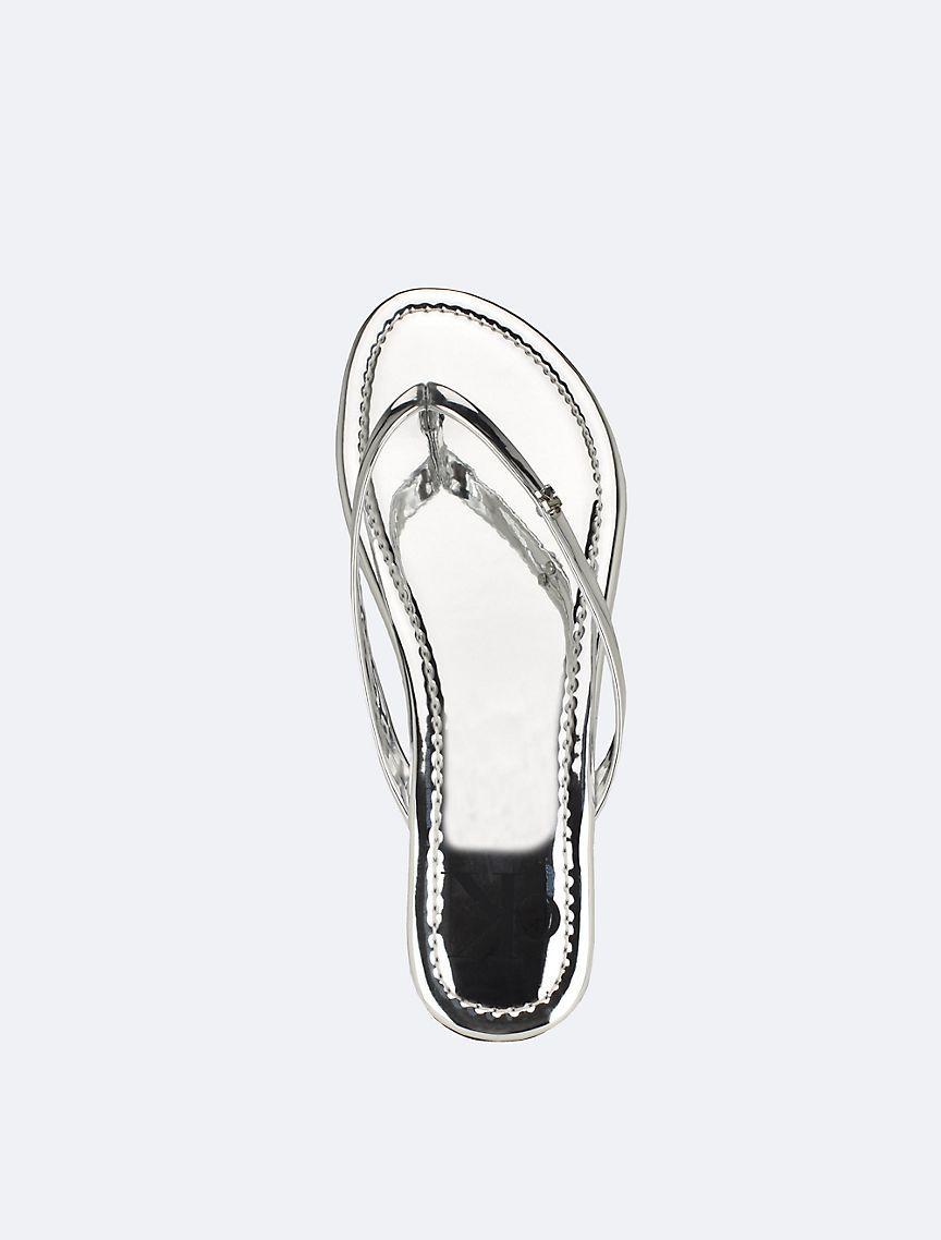 Women's Solid T-Strap Sandal Product Image