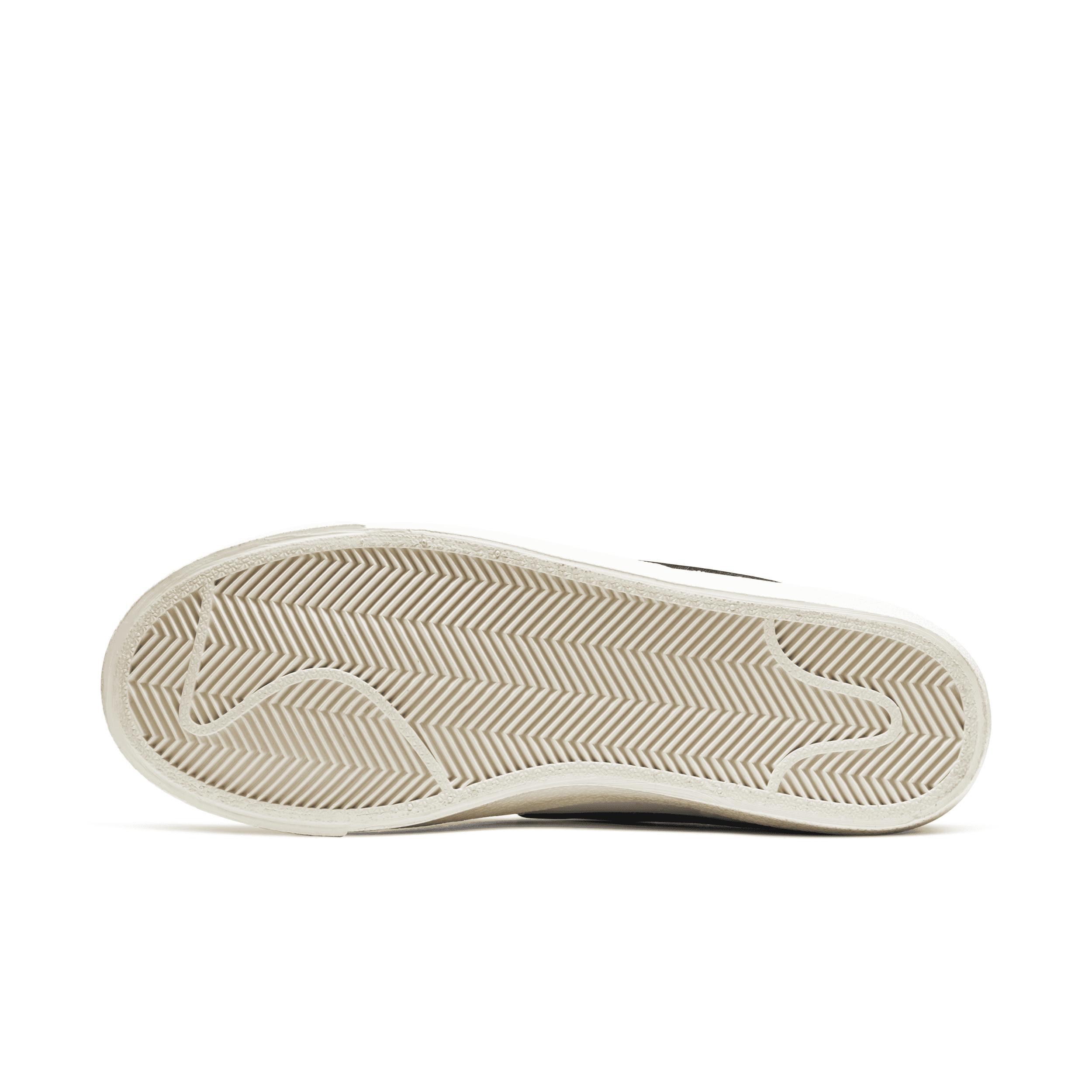 Nike Blazer Mid 77 sneakers Product Image