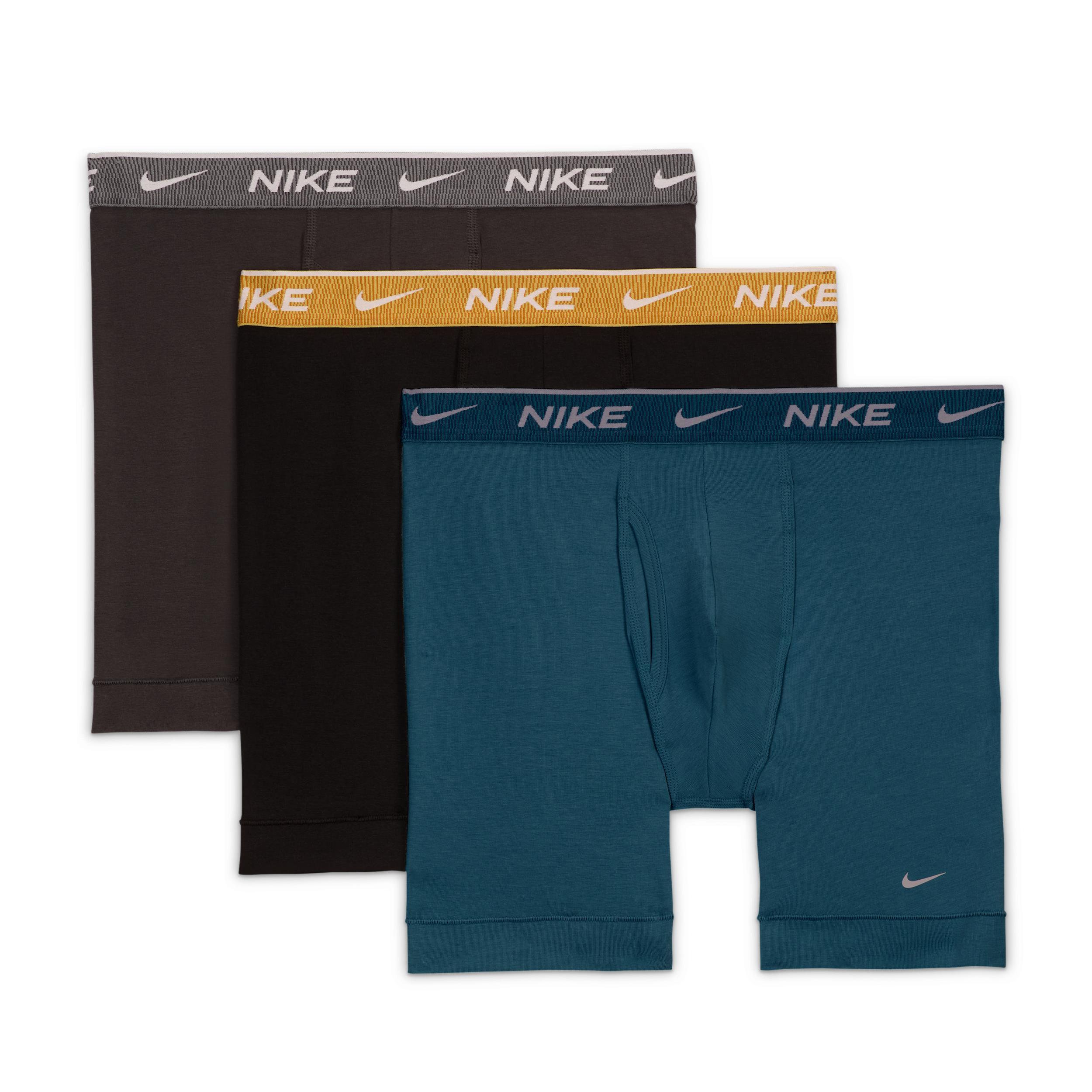 Nike Men's Dri-FIT Essential Cotton Stretch Boxer Briefs (3-Pack) Product Image