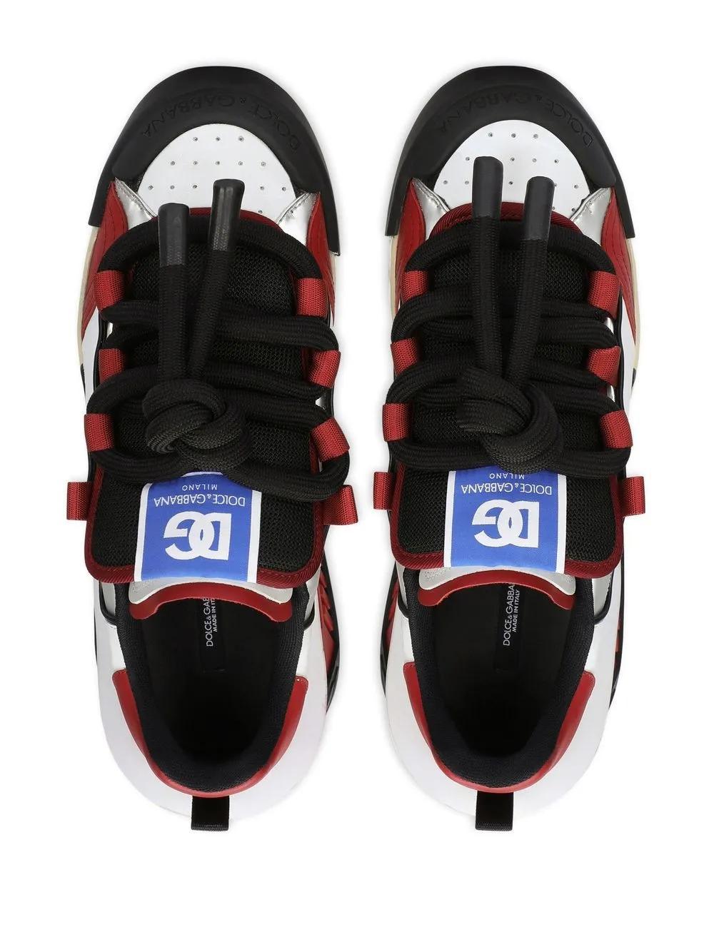 lace-up low-top sneakers Product Image