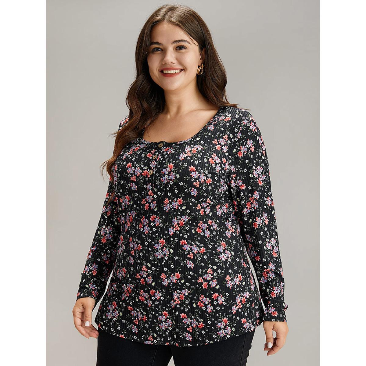 Plus Size Ditsy Floral Square Neck Button Up T-shirt Black Women Elegant Printed Ditsy Floral Square Neck Everyday T-shirts BloomChic 18-20/2X Product Image